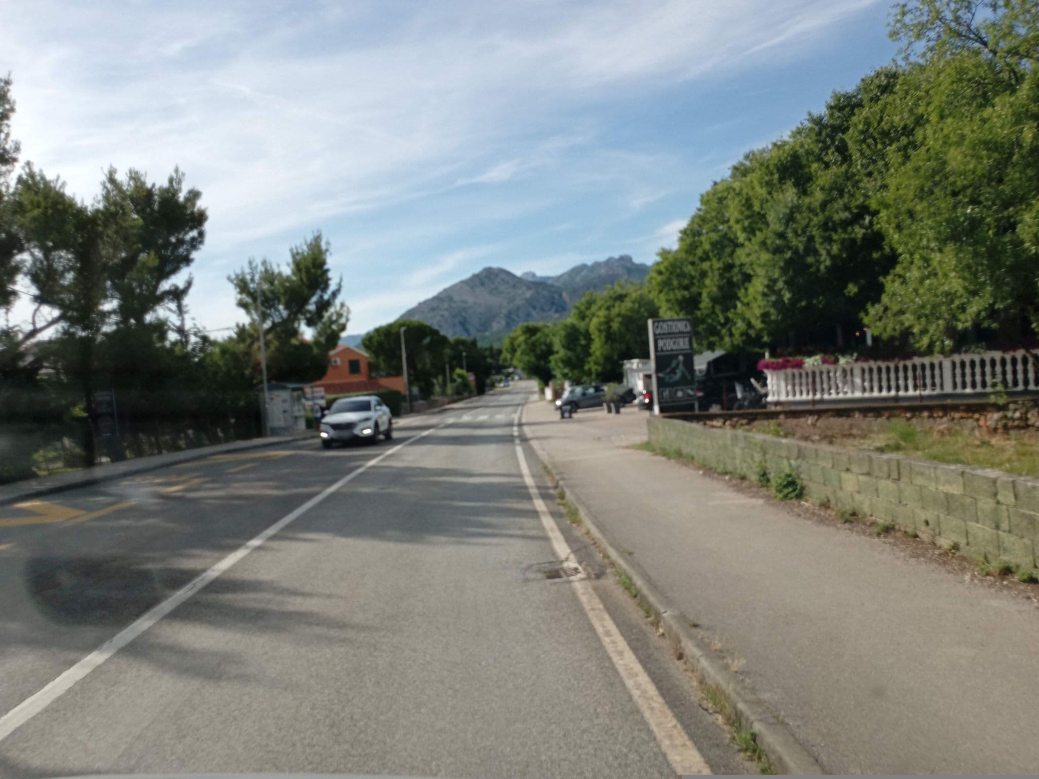 Street view near Apartman Majta-Seline, Posedarje — © atze02 (CC BY-SA · Mapillary)