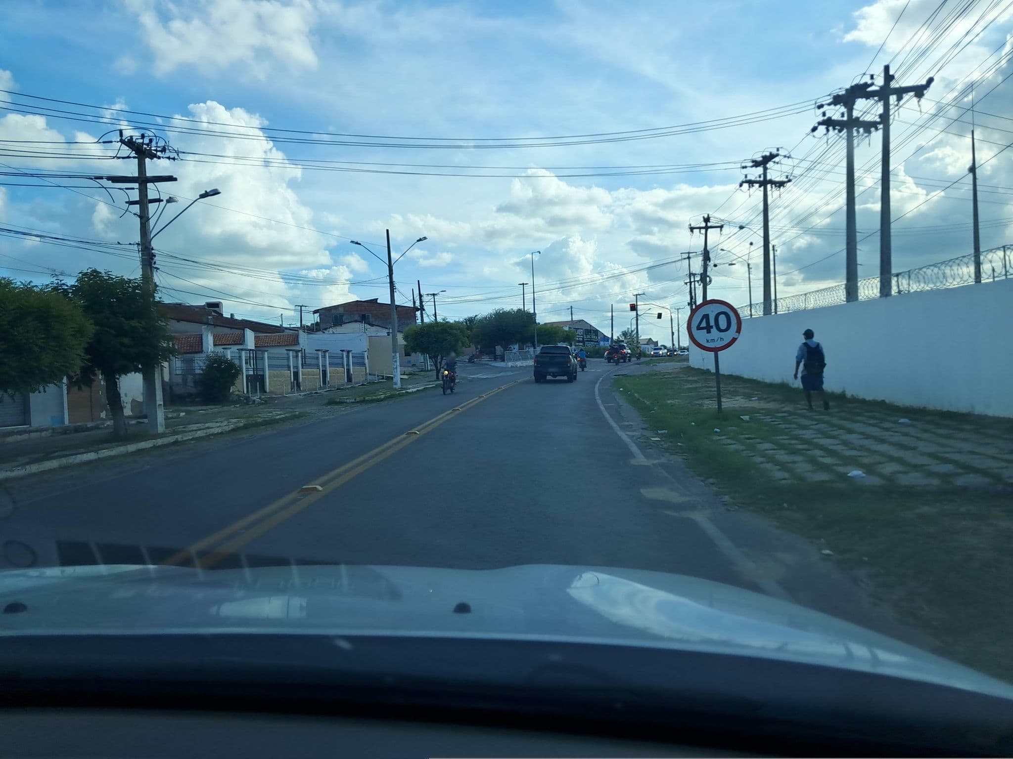 Street view near Suíte 210 Hotel Vale Das Pedras, Quixadá — © britopatricia (CC BY-SA · Mapillary)