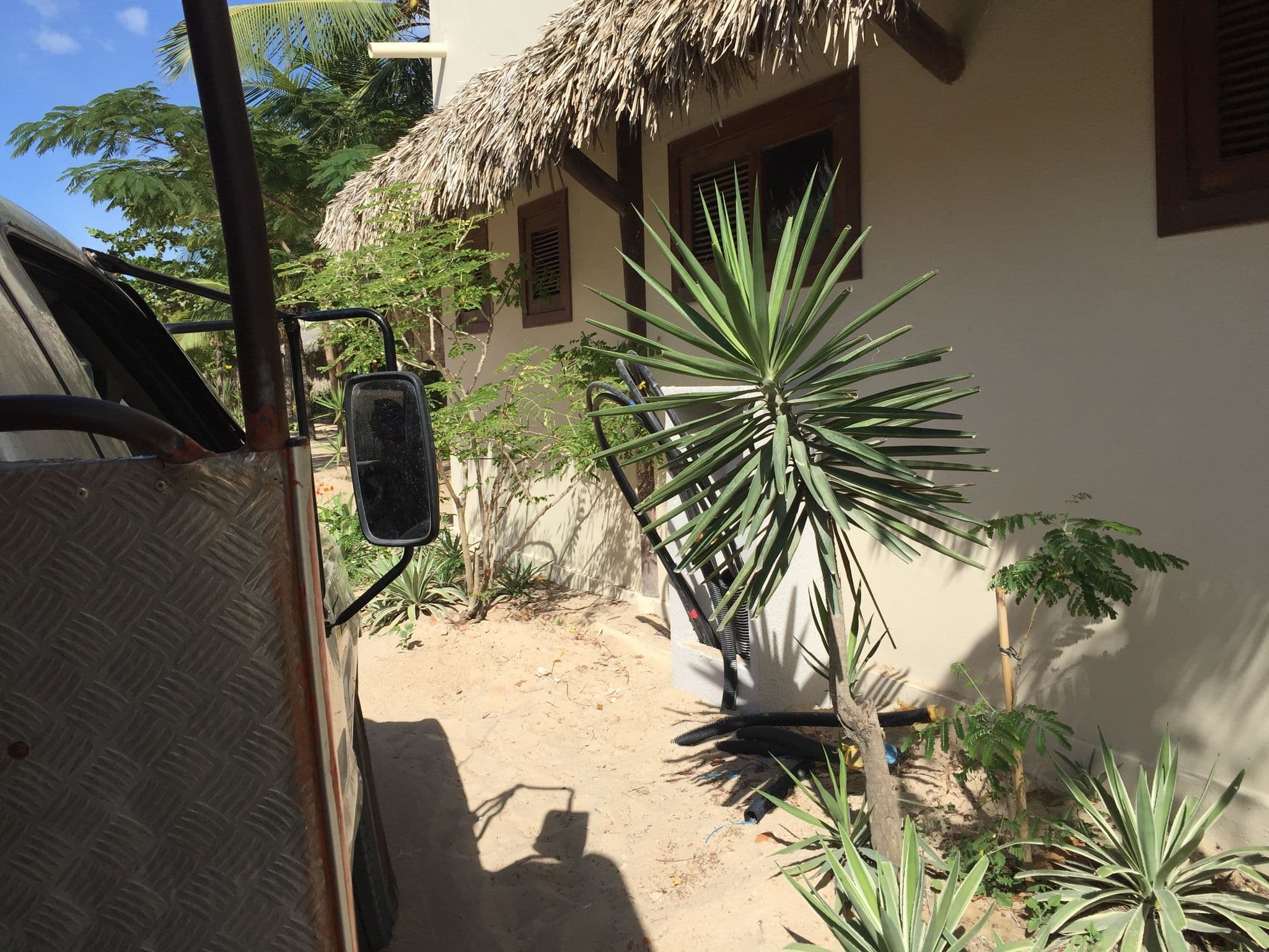 Street view near Vila Kitesurfando, Jijoca de Jericoacoara — © wander (CC BY-SA · Mapillary)
