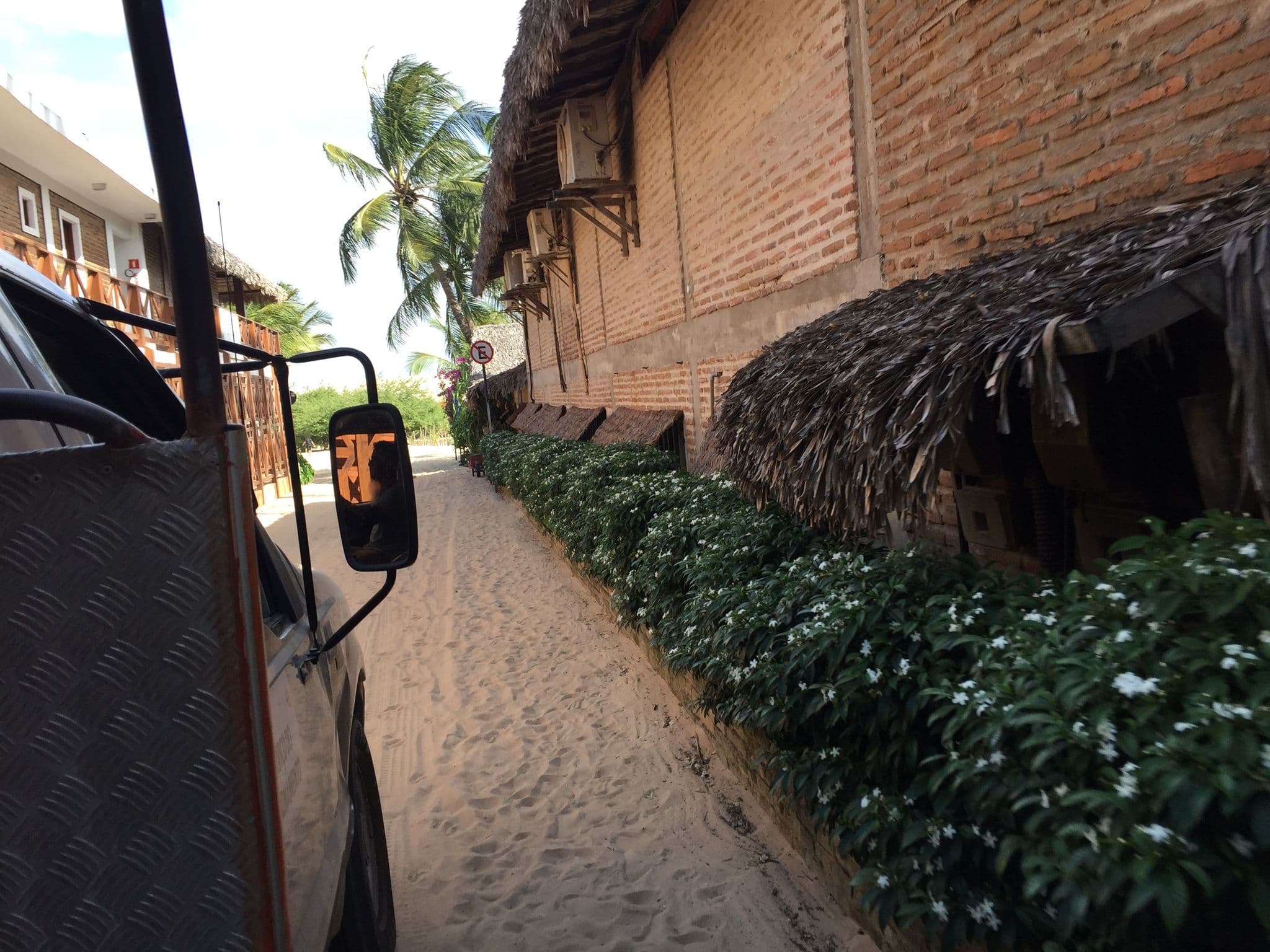Street view near Piscina Da Pousada Do Norte, Jijoca de Jericoacoara — © wander (CC BY-SA · Mapillary)
