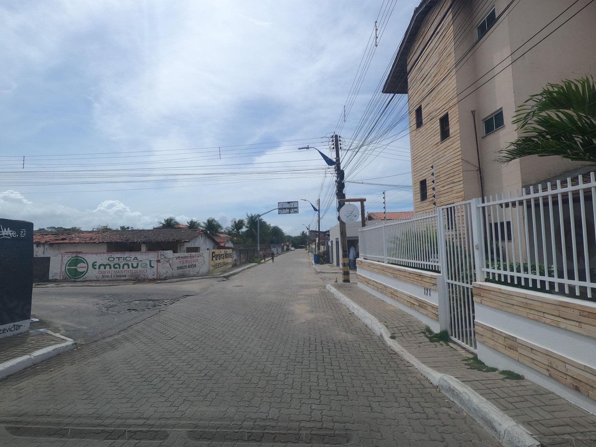 Street view near Isla Beach Hotel, Paracuru — © MuitoAlemdasFronteiras (CC BY-SA · Mapillary)