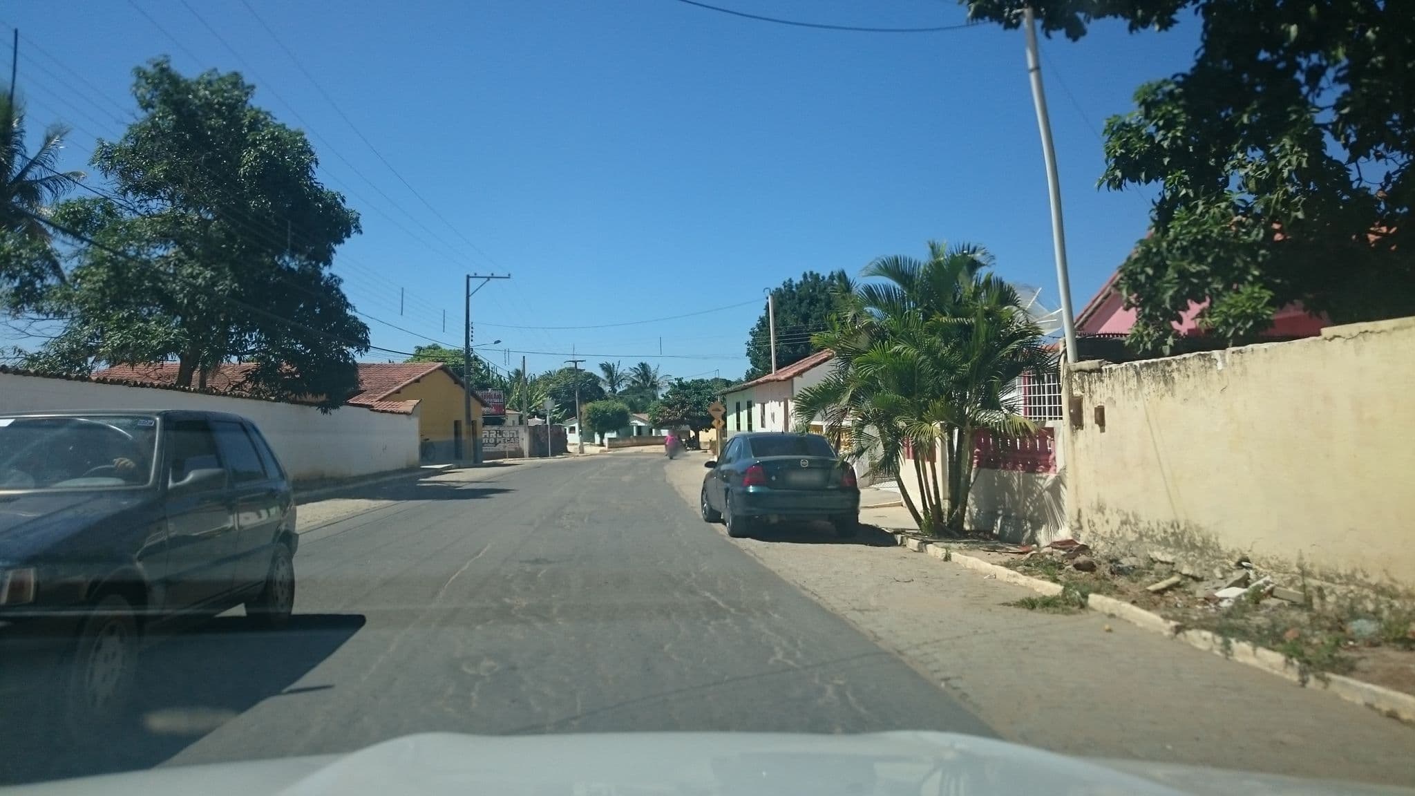 Street view near Abrigo (ar., Martins — © fredporto (CC BY-SA · Mapillary)
