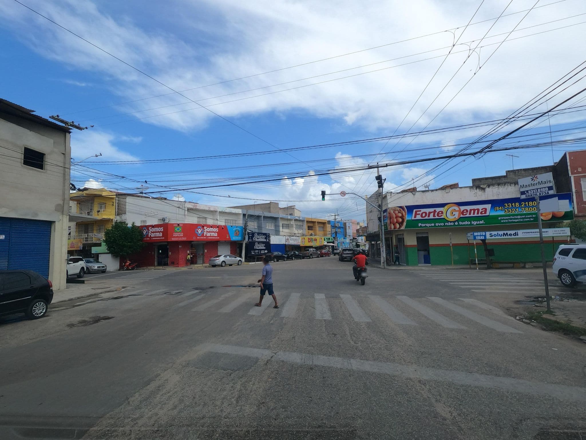 Street view near Hotel Caraúbas, Mossoró — © MuitoAlemdasFronteiras (CC BY-SA · Mapillary)