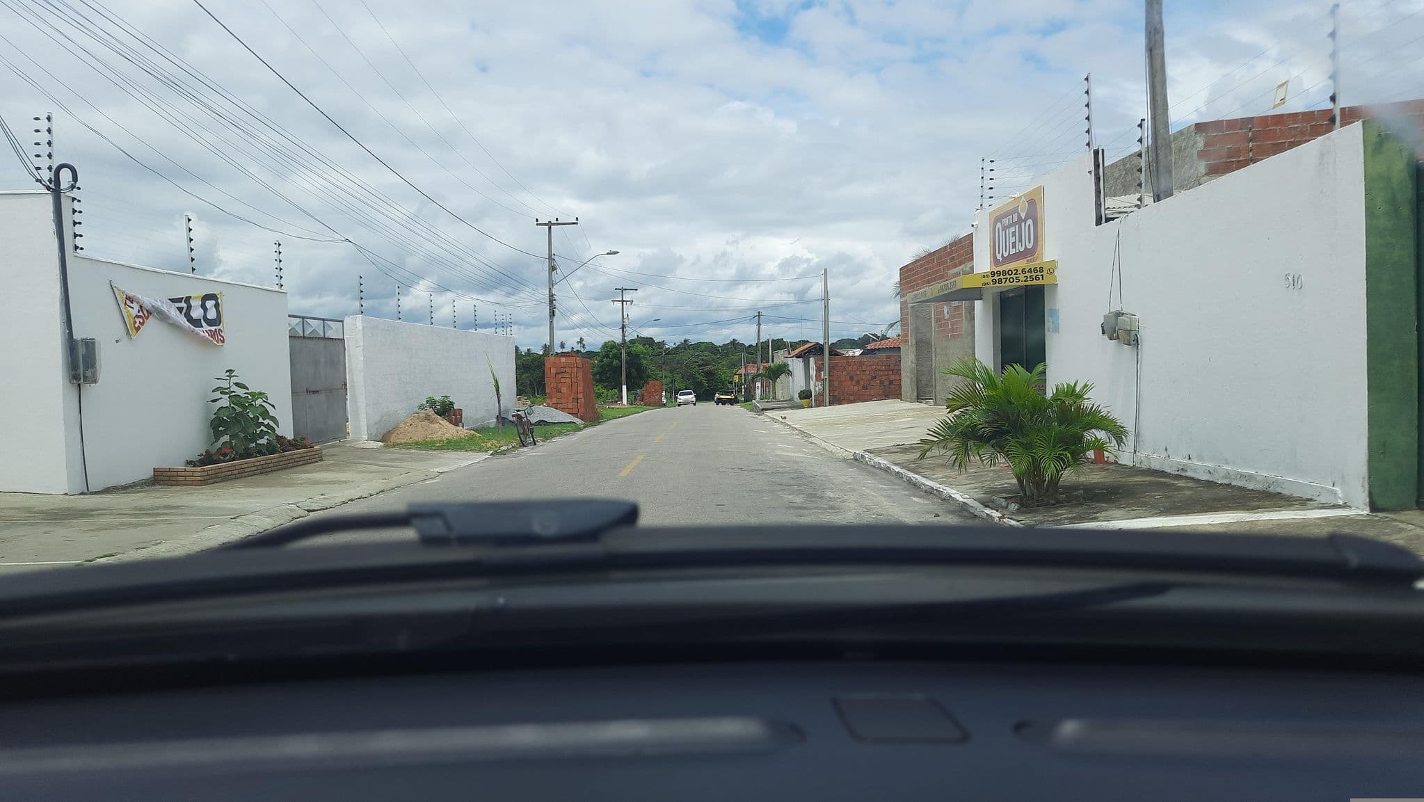 Street view near Pousada Mar Aberto, Beberibe — © alemenezes (CC BY-SA · Mapillary)