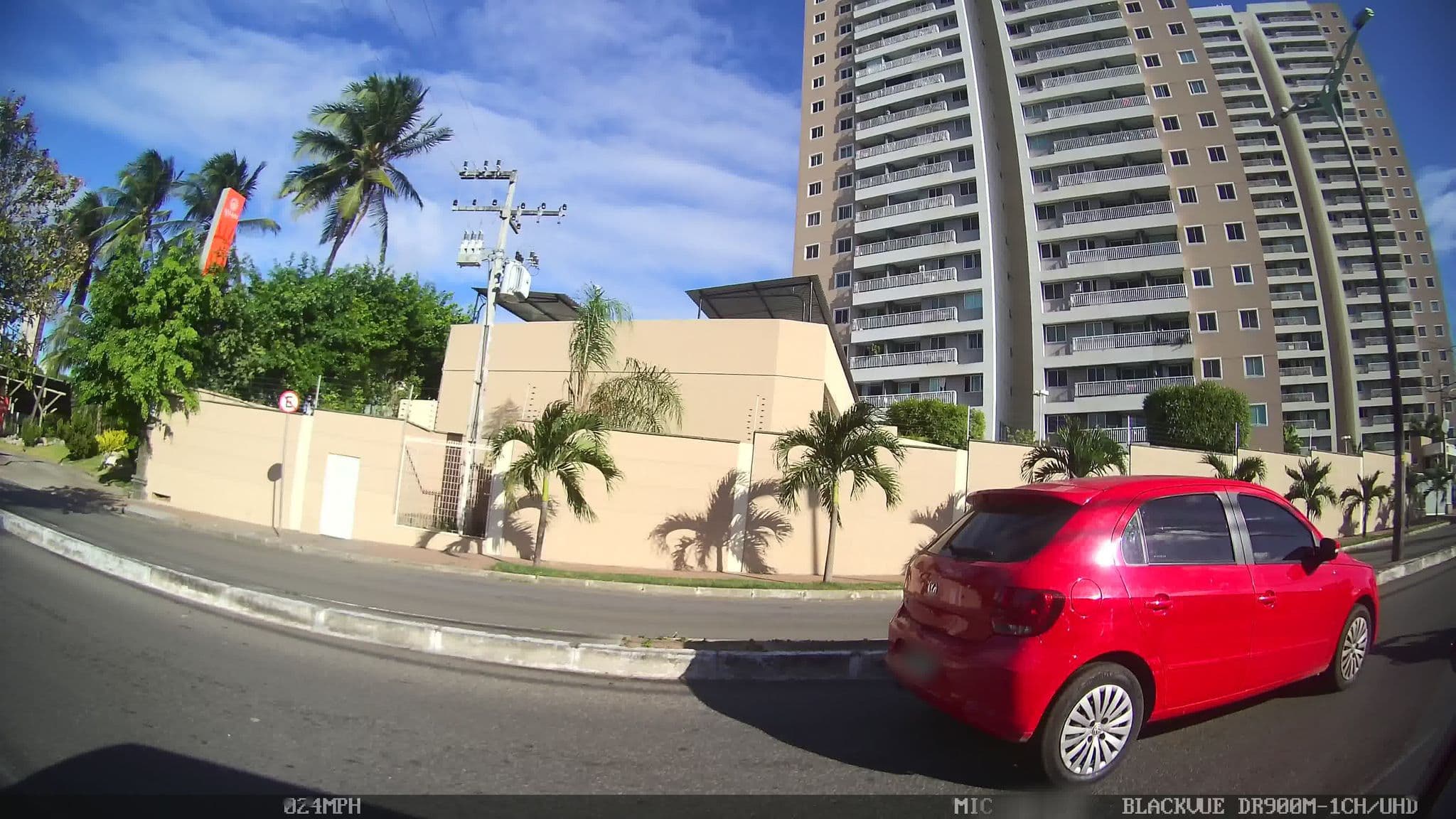 Street view near Assahi Motel, Fortaleza — © kaart_1 (CC BY-SA · Mapillary)