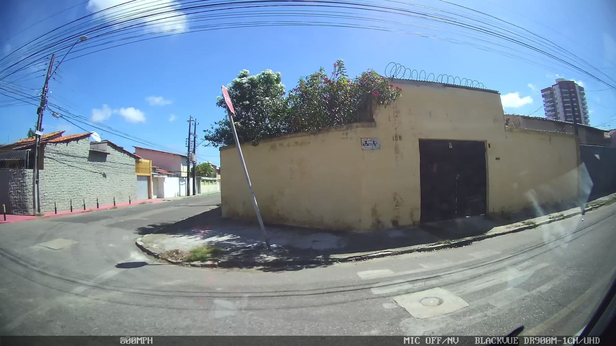 Street view near Bariloce, Fortaleza — © kaart_1 (CC BY-SA · Mapillary)