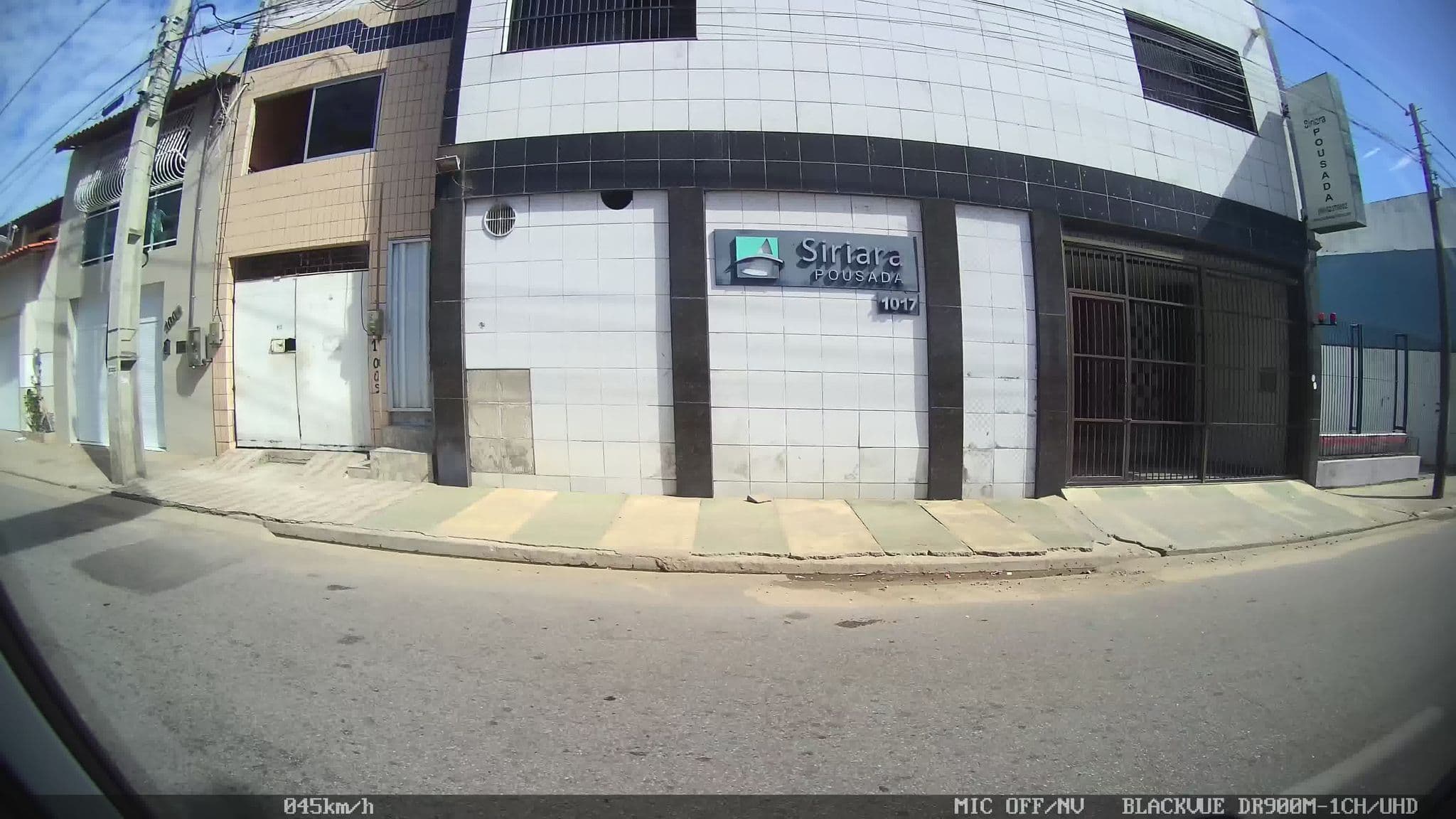 Street view near Pousada Siriara, Fortaleza — © kaart_1 (CC BY-SA · Mapillary)