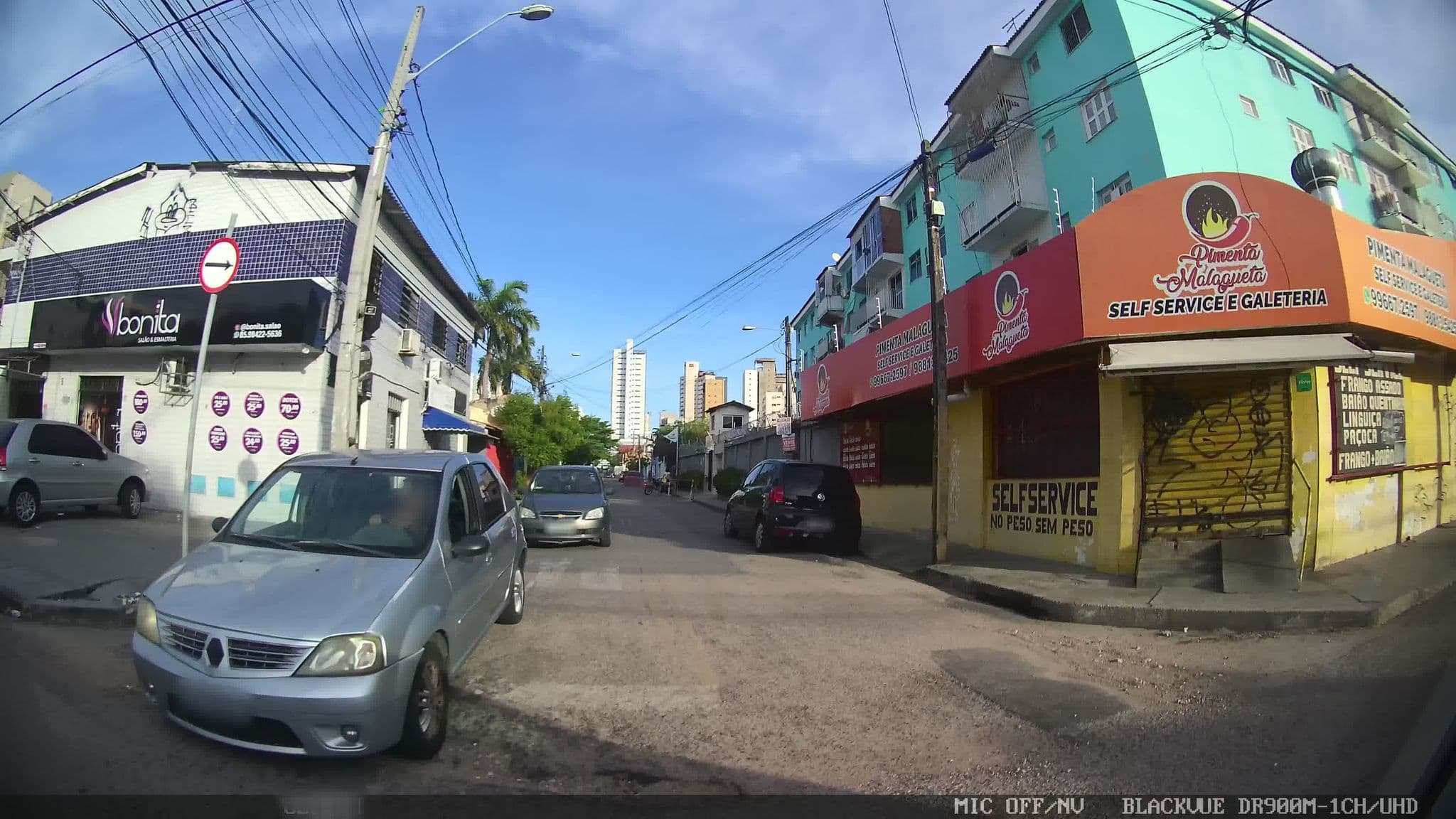 Street view near Jangadeiro Praia Hotel, Fortaleza — © kaart_1 (CC BY-SA · Mapillary)