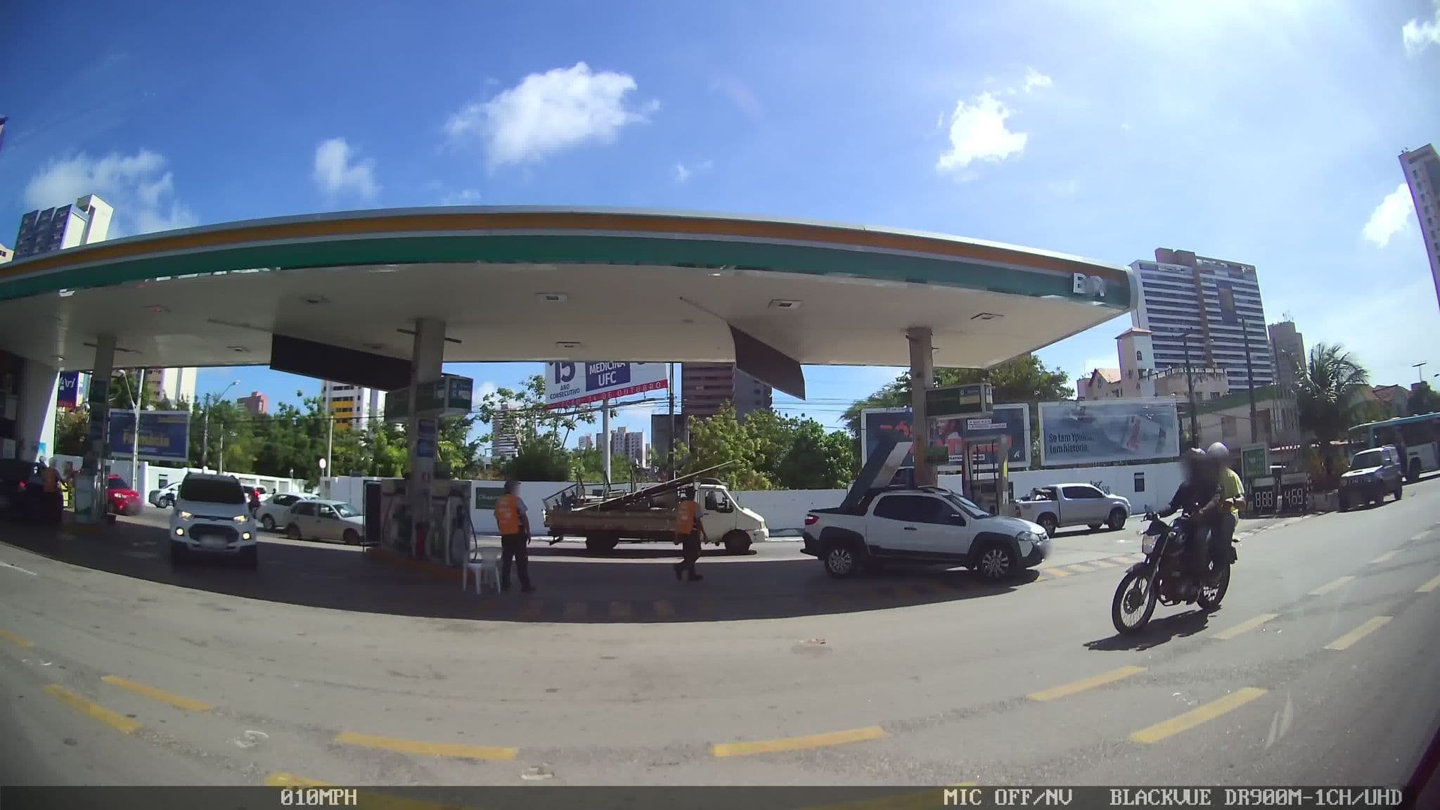 Street view near Pousada Almirante Barroso, Fortaleza — © kaart_1 (CC BY-SA · Mapillary)