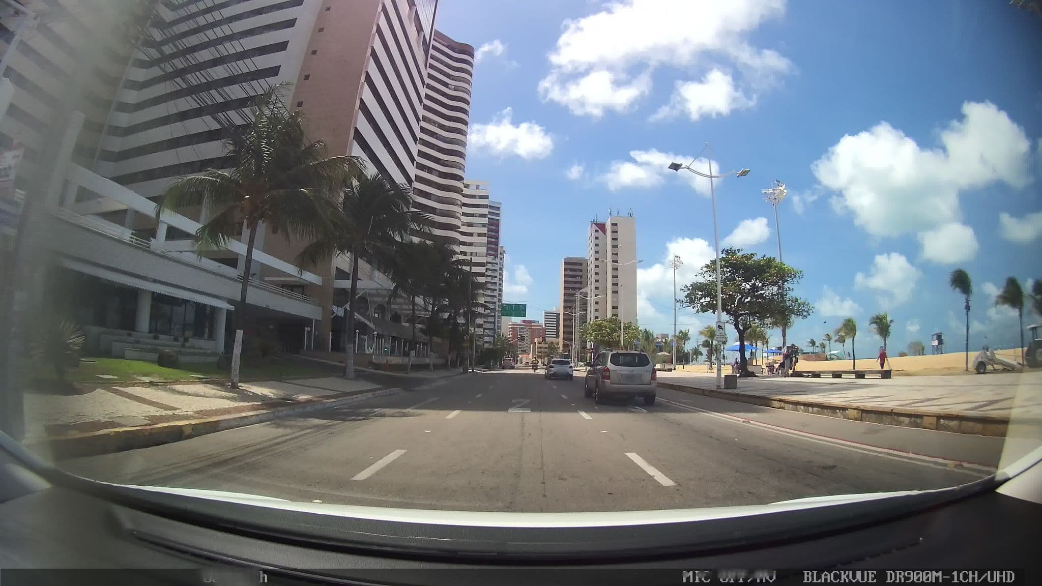 Street view near Holiday Inn, Fortaleza — © kaart_1 (CC BY-SA · Mapillary)