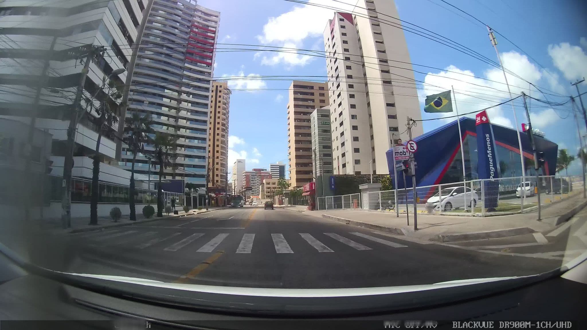 Street view near Ponta Mar Hotel, Fortaleza — © kaart_1 (CC BY-SA · Mapillary)