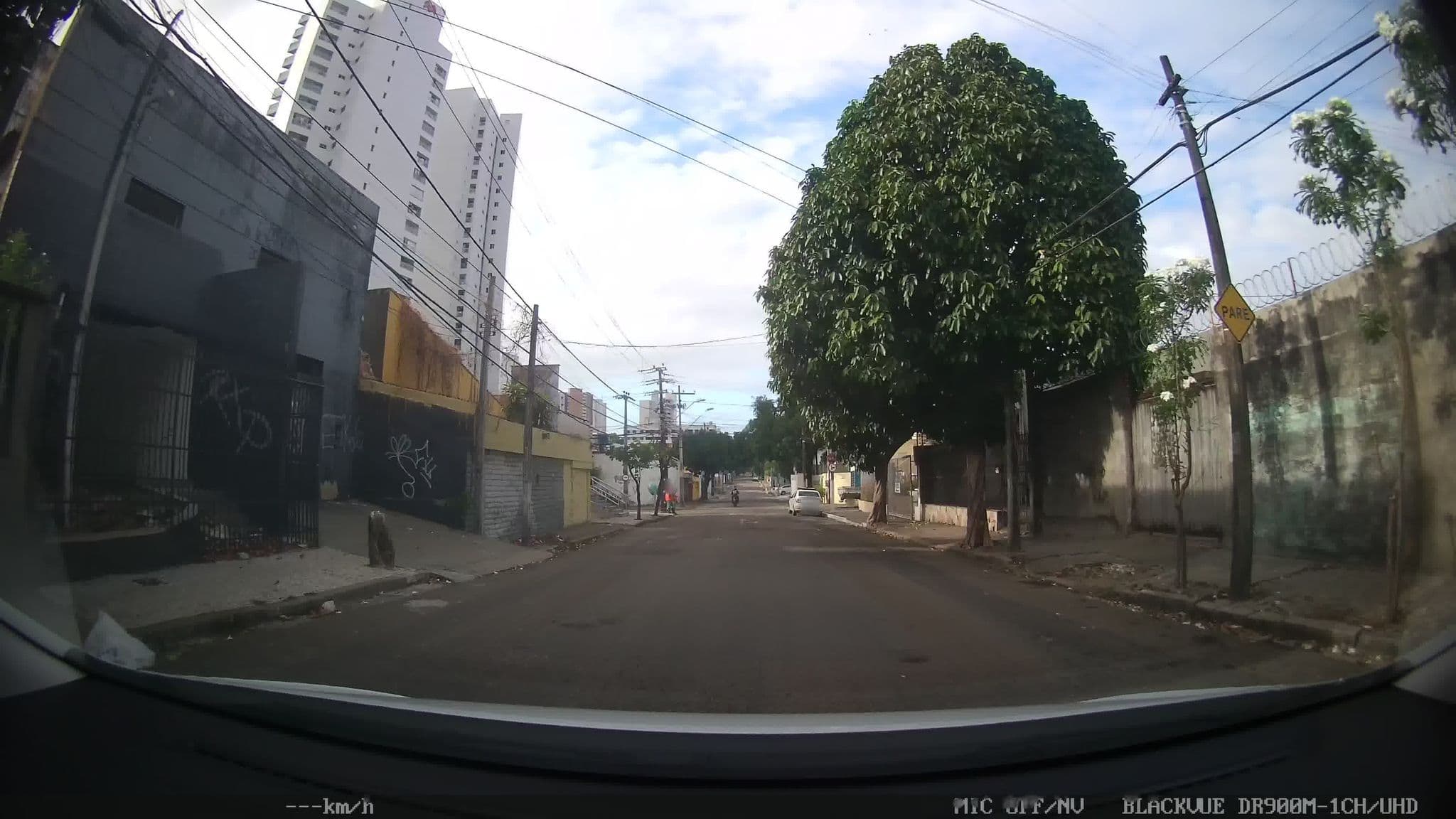 Street view near Cearocas Hostel, Fortaleza — © kaart_1 (CC BY-SA · Mapillary)