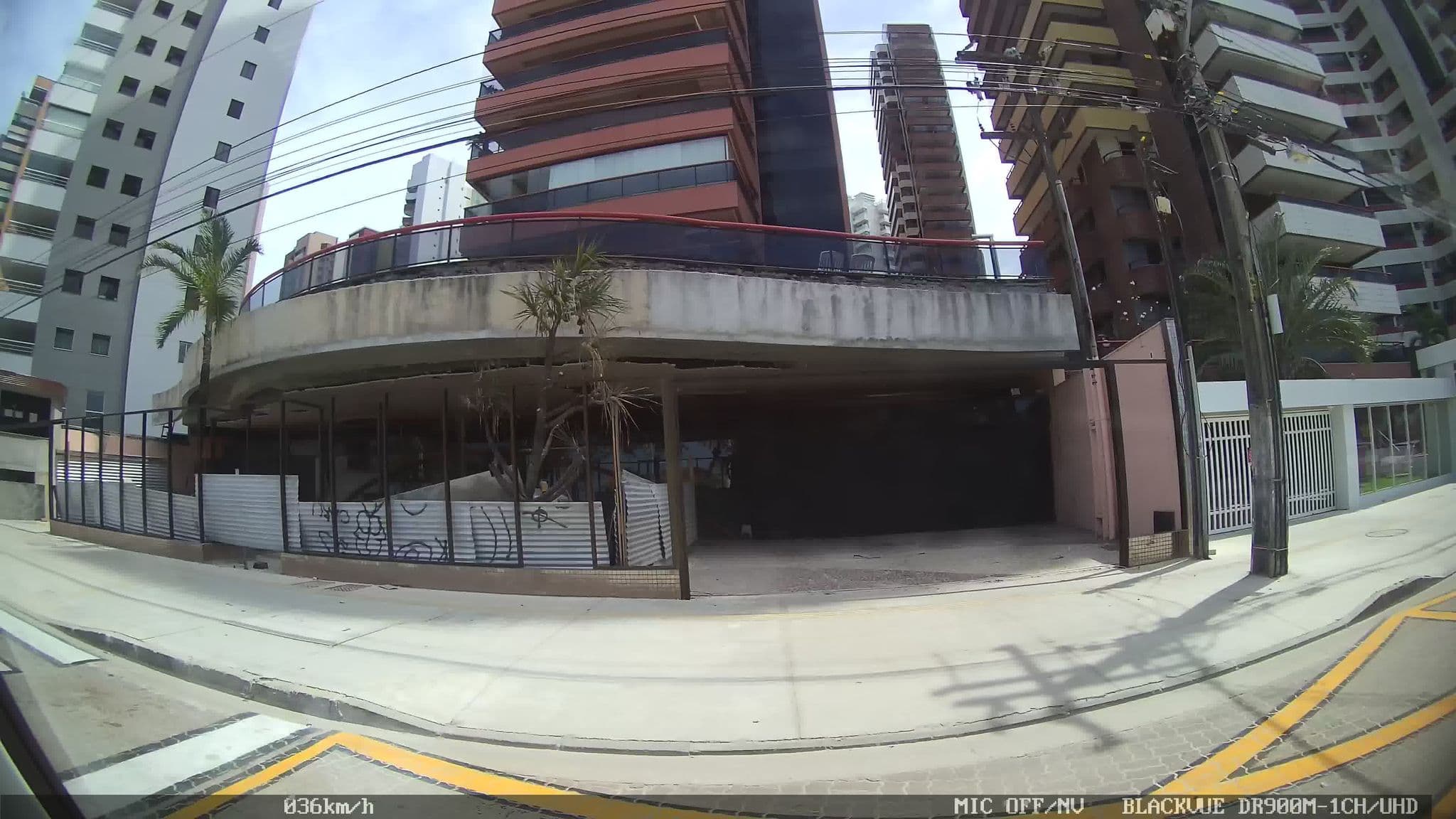 Street view near Homestay Fortaleza, Fortaleza — © kaart_1 (CC BY-SA · Mapillary)