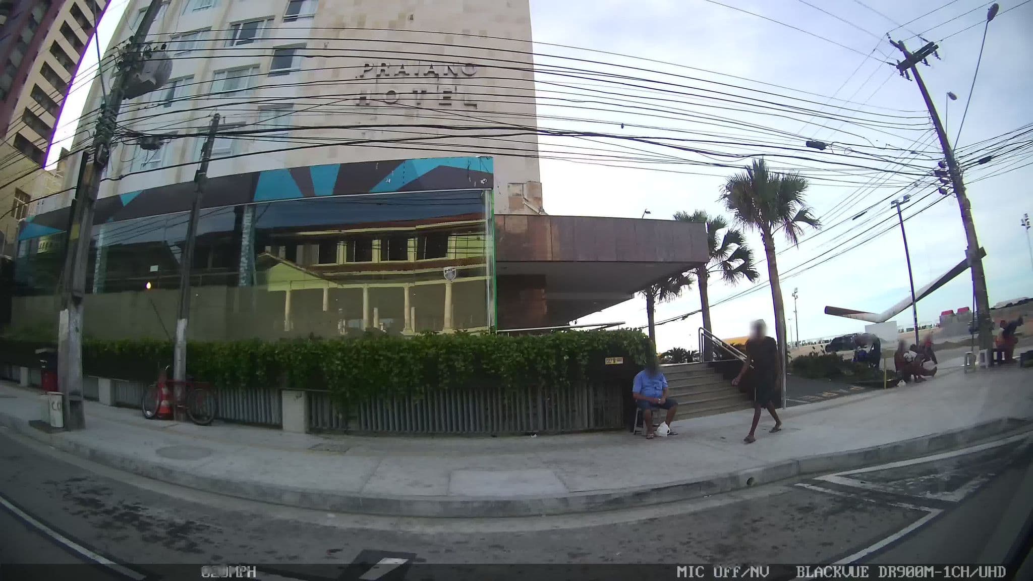 Street view near Piscina do Hotel Praiano, Fortaleza — © kaart_1 (CC BY-SA · Mapillary)