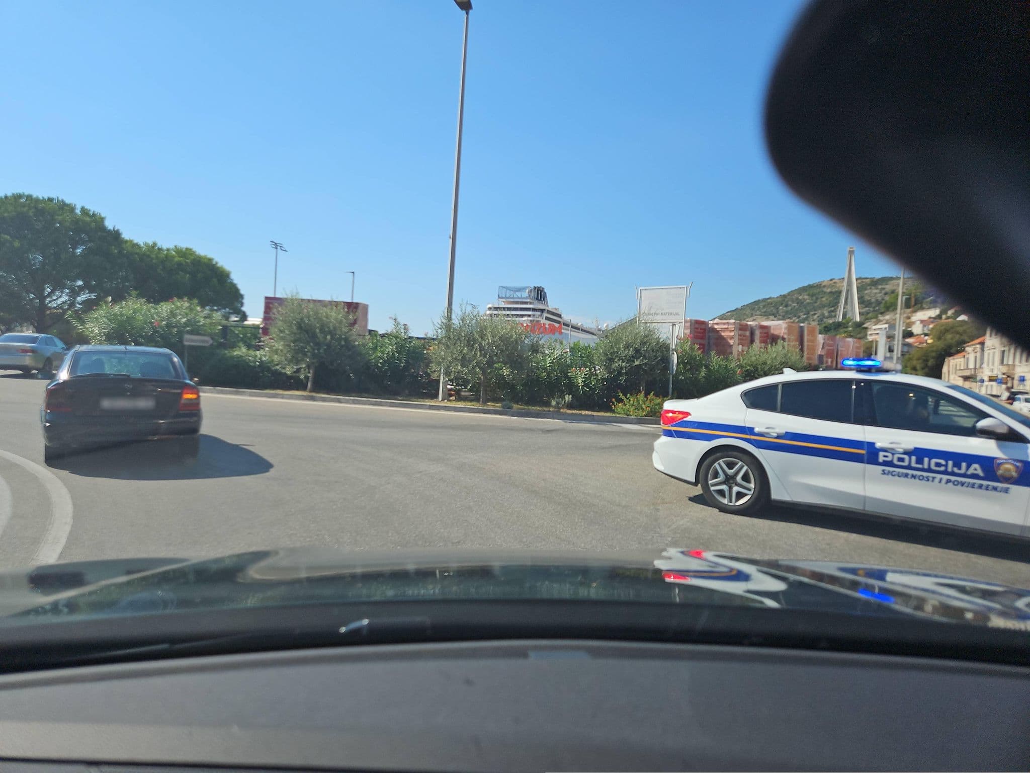 Street view near Anchi Guesthouse, Mokošica — © toho (CC BY-SA · Mapillary)