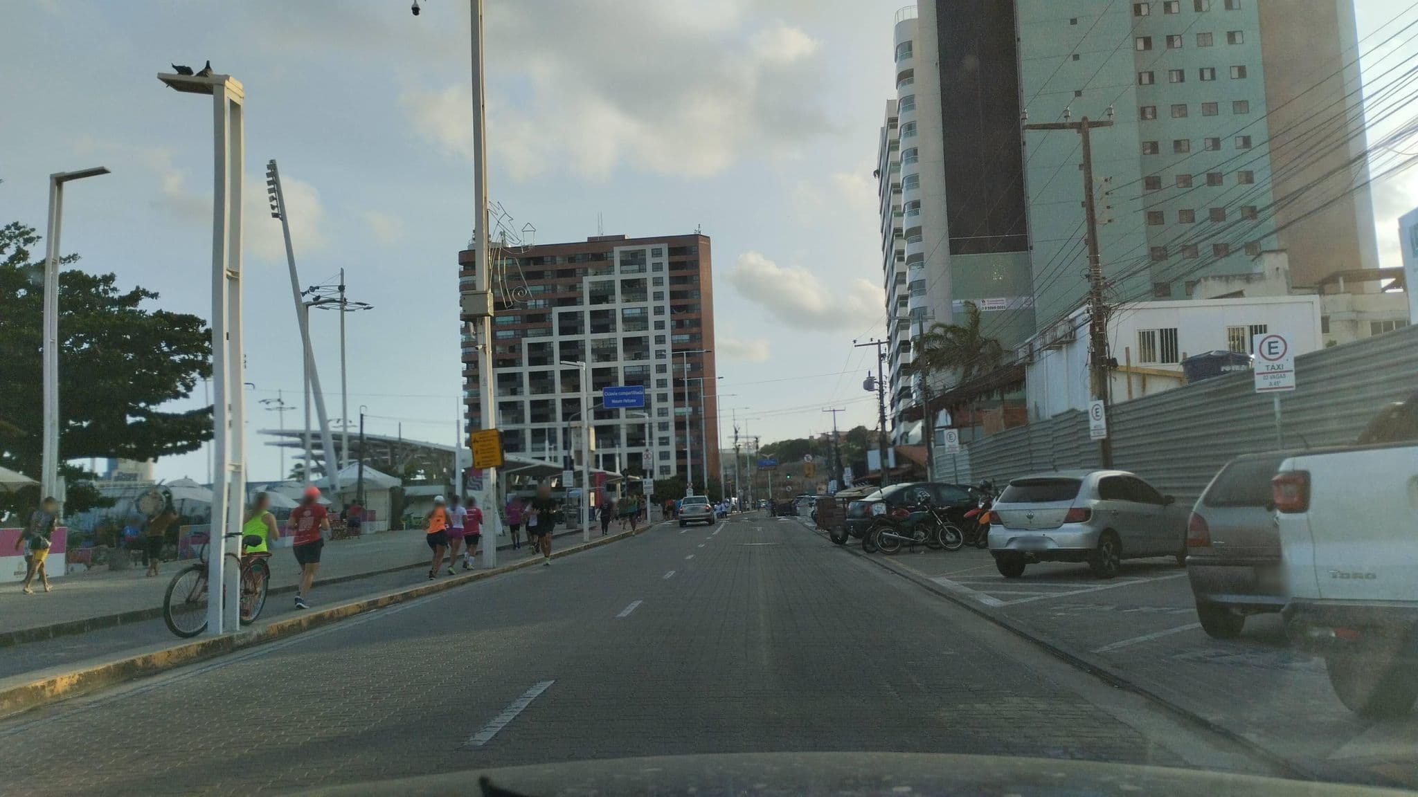 Street view near recepção hotel Vela e Mar, Fortaleza — © Kaart_Local (CC BY-SA · Mapillary)