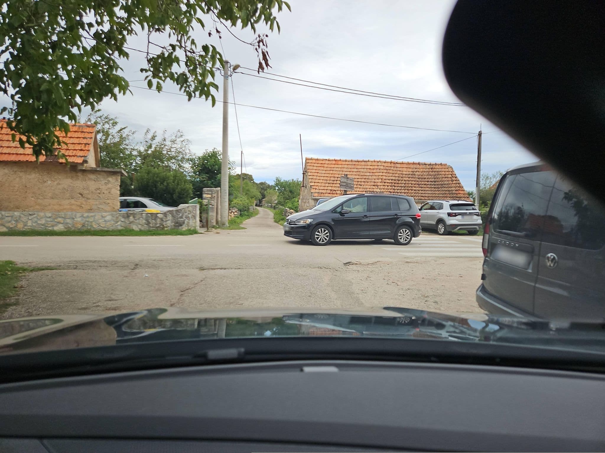 Street view near Country House Kod Ive, Drniš — © toho (CC BY-SA · Mapillary)