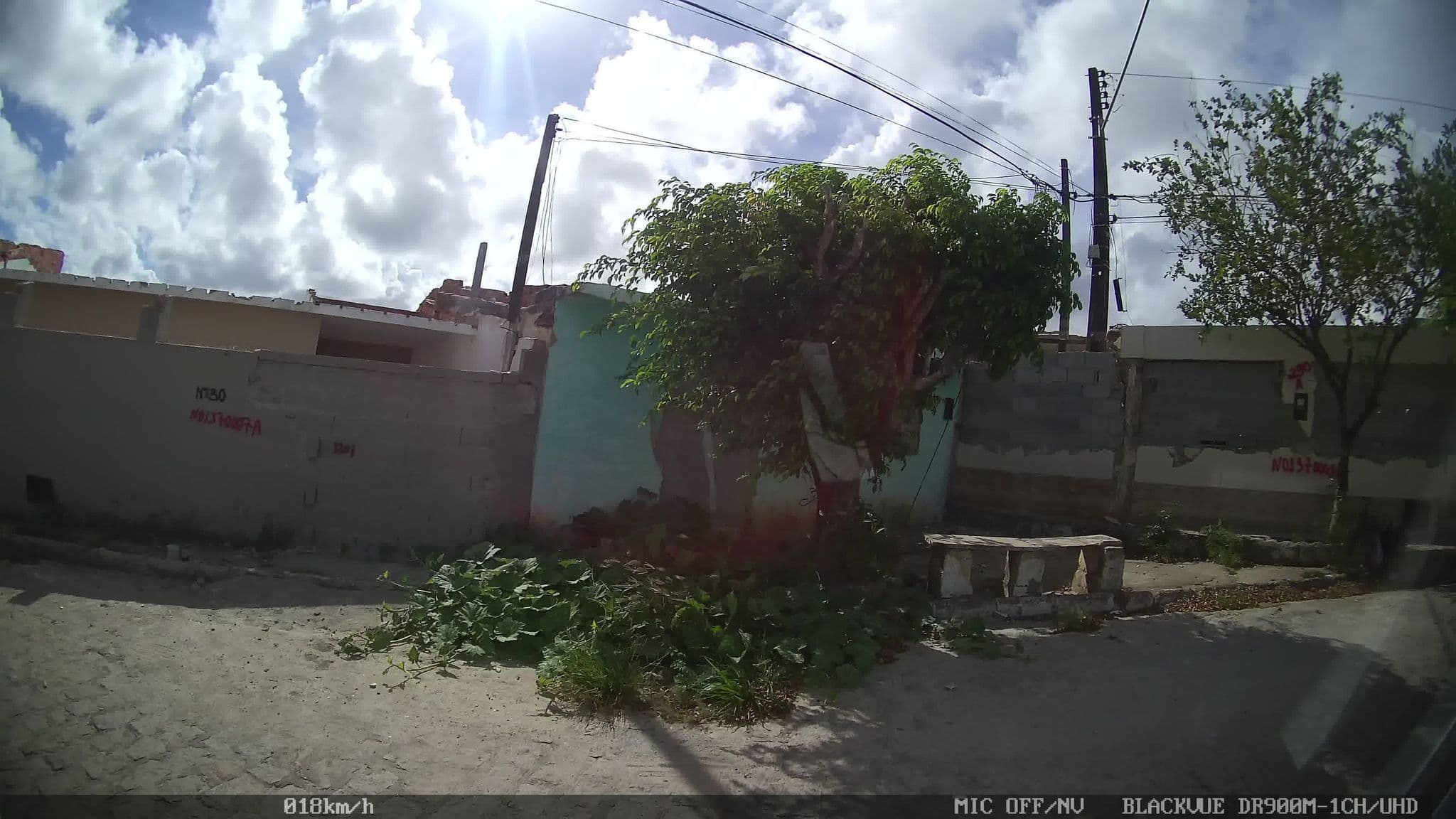 Street view near Ilha Dourada Marina Hotel, Maceió — © kaart_2 (CC BY-SA · Mapillary)