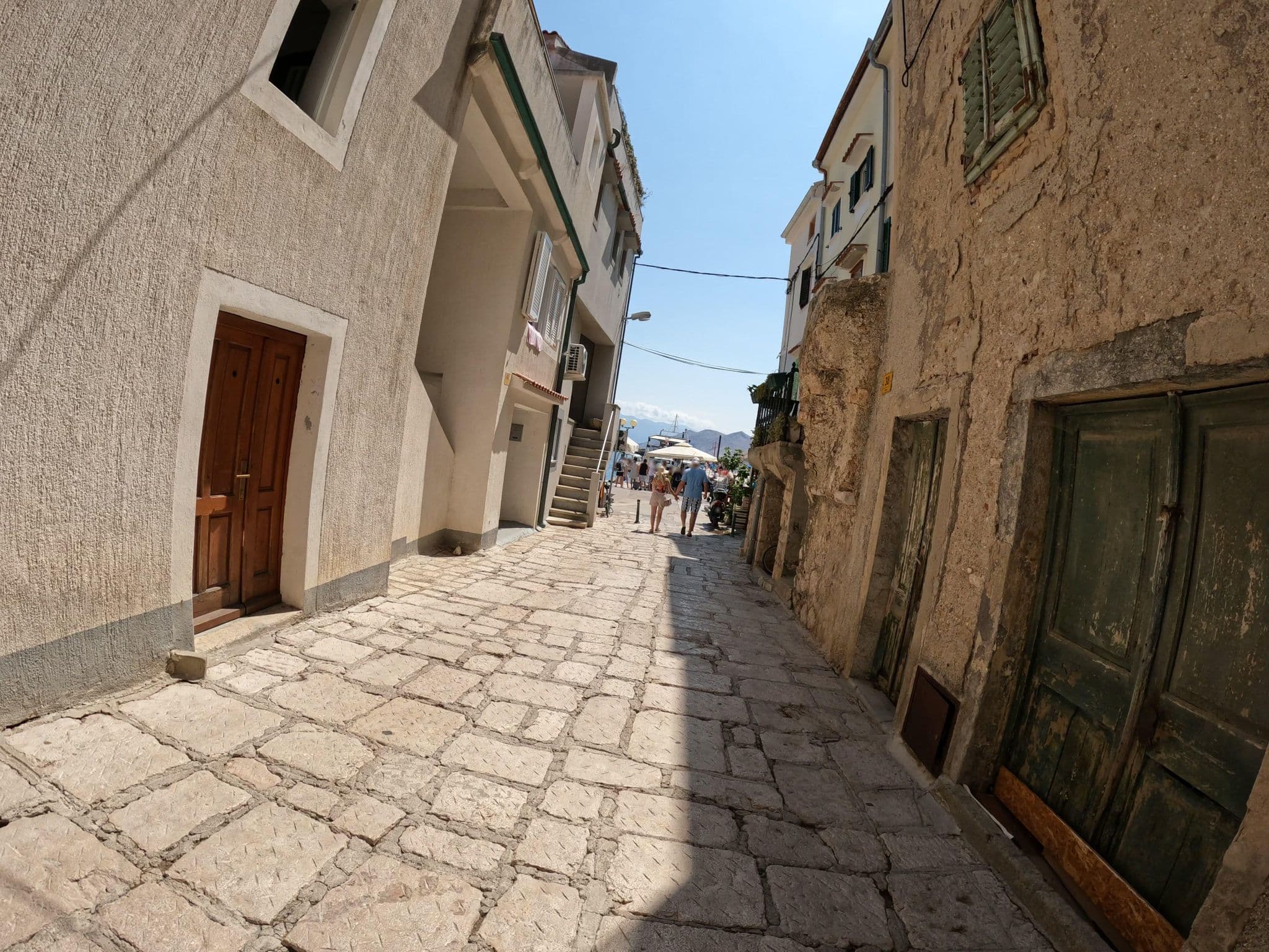 Street view near Baška Beach House, Punat — © erias (CC BY-SA · Mapillary)
