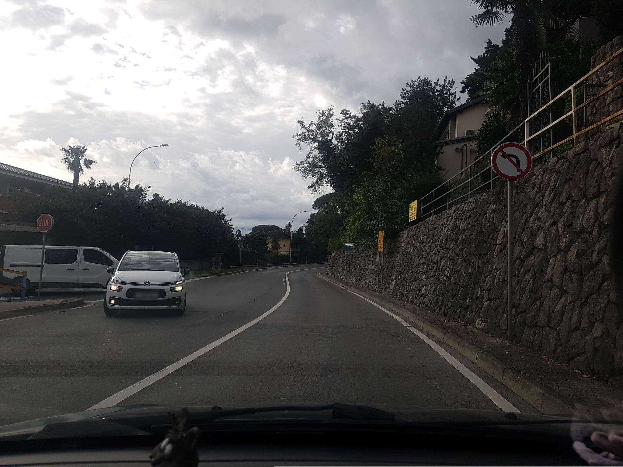 Street view near Villa Isabella, Opatija — © igorzo (CC BY-SA · Mapillary)