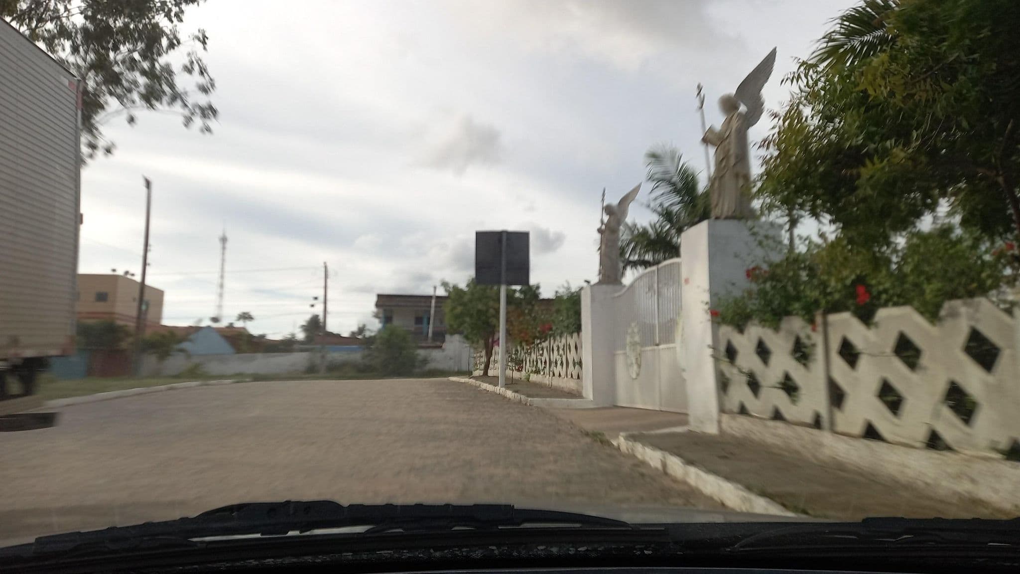 Street view near Pousada Américo Salgado, Gravatá — © raphaelmirc2022 (CC BY-SA · Mapillary)