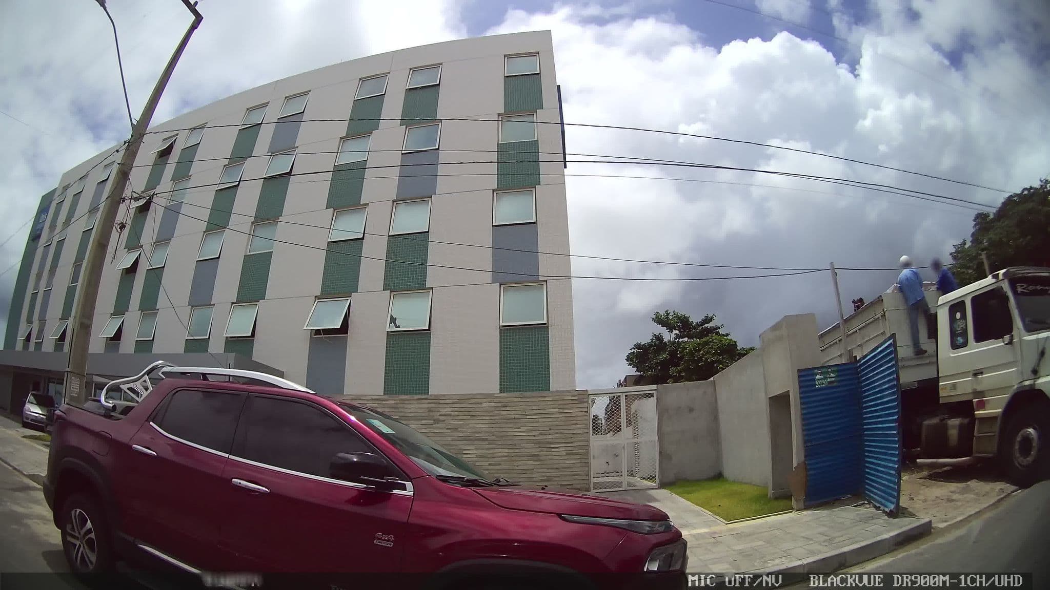 Street view near Cafe Da Manha - Hotel Ibis Budget, Jaboatão dos Guararapes — © kaart_4 (CC BY-SA · Mapillary)