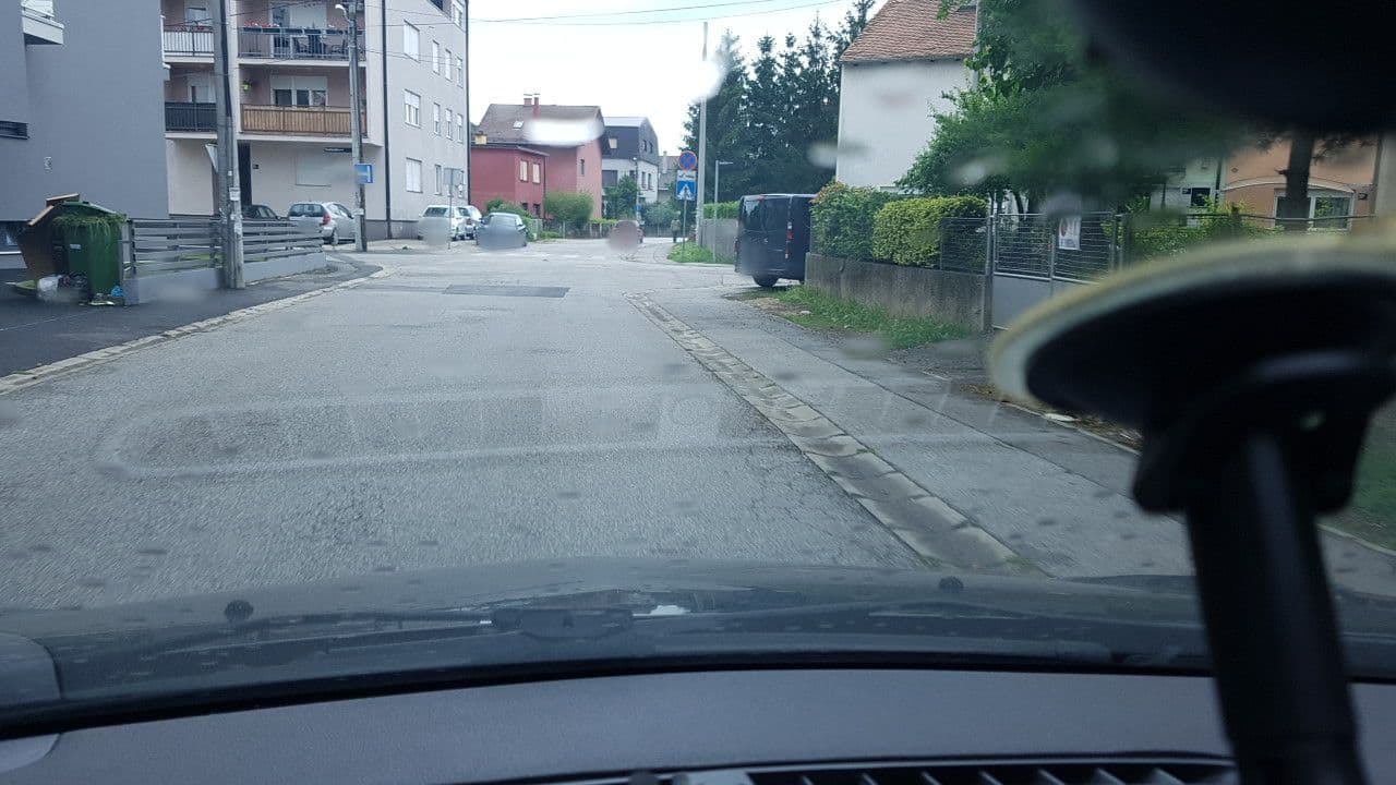 Street view near Lucky place apartment - Free parking, Centar — © mik007 (CC BY-SA · Mapillary)