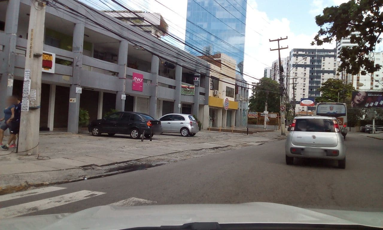 Street view near Hotel Diplomata, Recife — © fredporto (CC BY-SA · Mapillary)