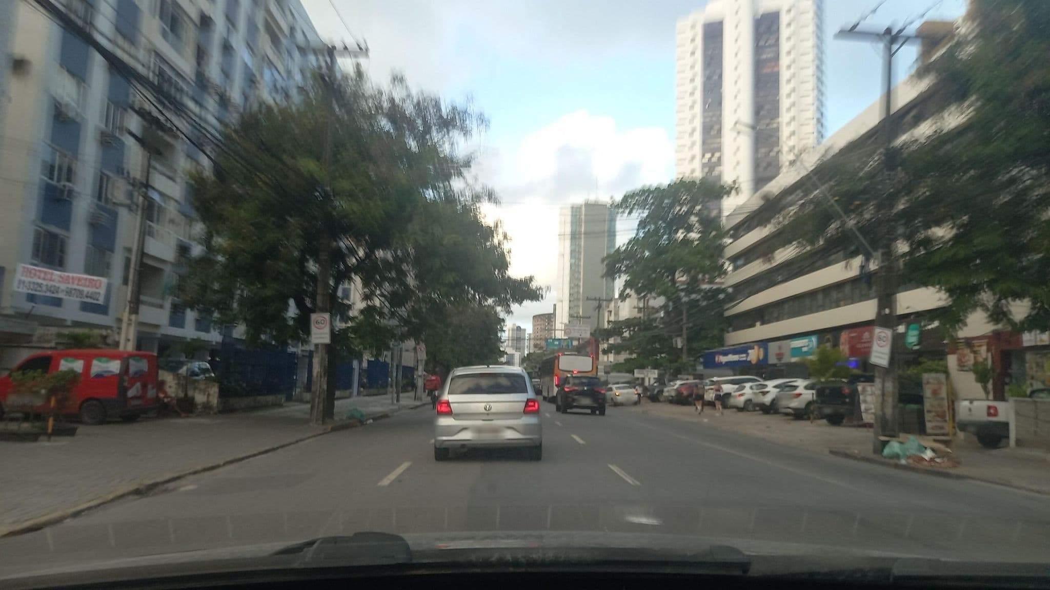 Street view near Hotel Saveiro Recife, Recife — © Kaart_Local (CC BY-SA · Mapillary)