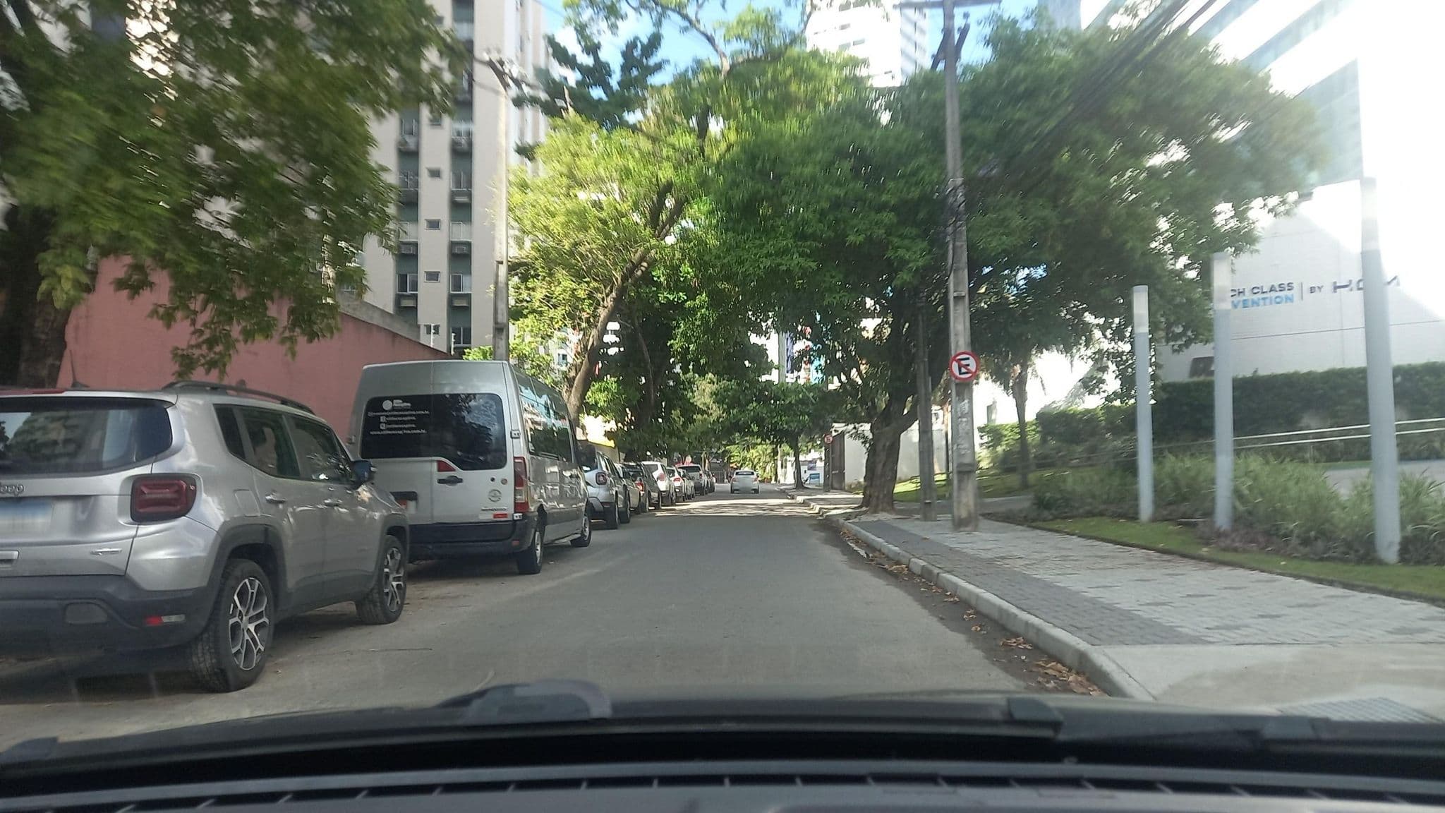 Street view near Beach Class Convention By Hôm, Recife — © Kaart_Local (CC BY-SA · Mapillary)