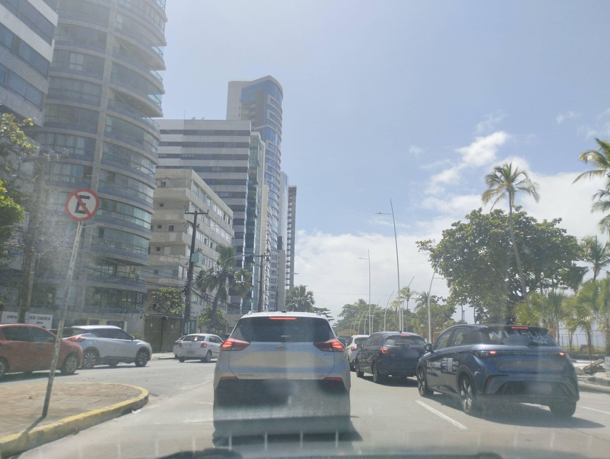 Street view near Marante Plaza Hotel Recife, Recife — © raphaelmirc (CC BY-SA · Mapillary)