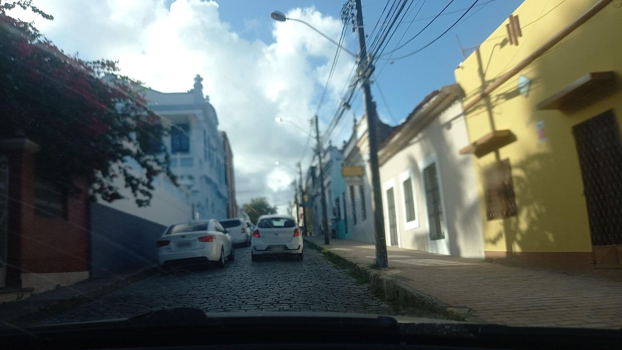 Street view near Pousada Alquimia, Olinda — © Kaart_Local (CC BY-SA · Mapillary)