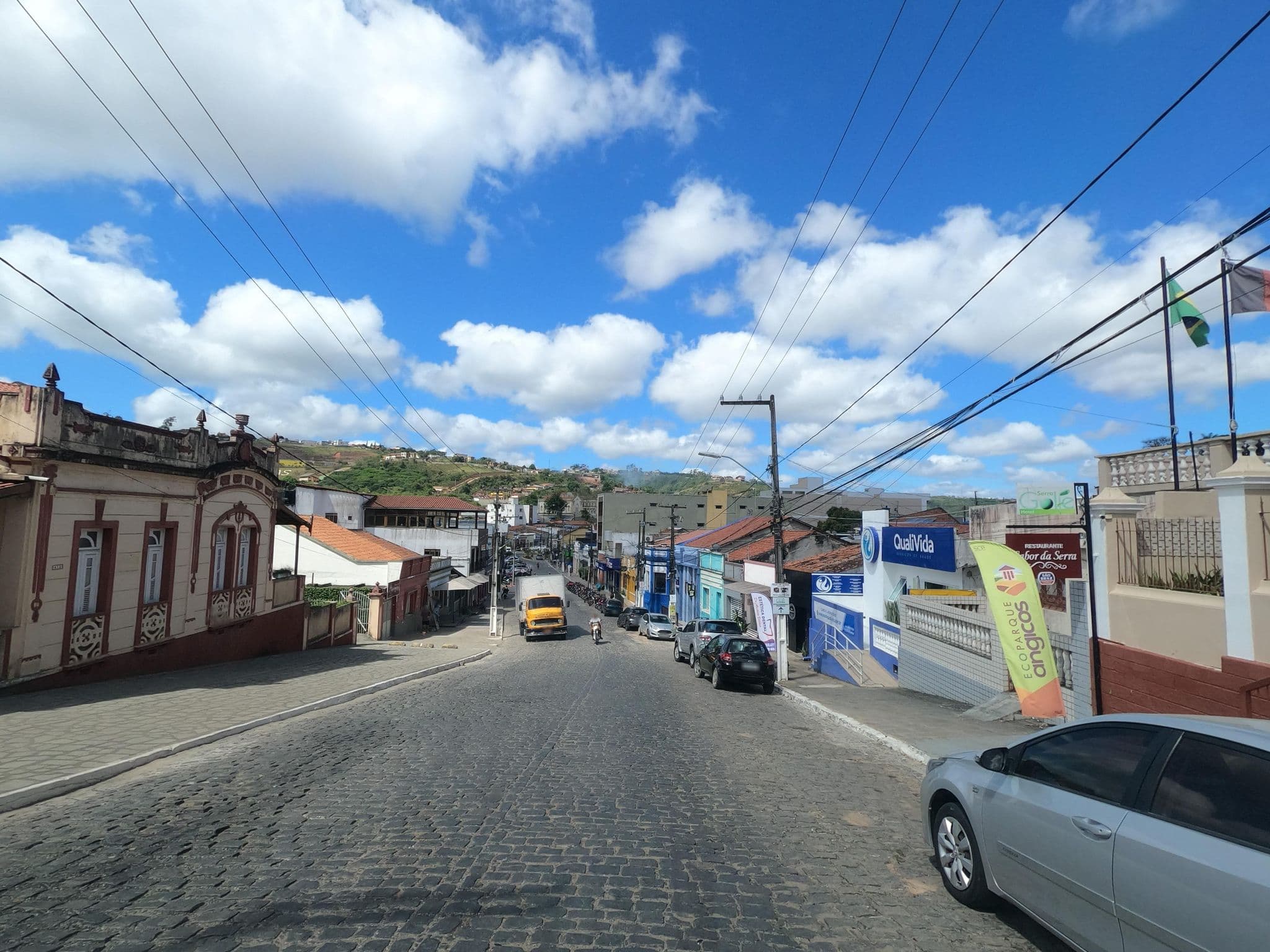 Street view near Serra Golfe Apart Hotel, Bananeiras — © MuitoAlemdasFronteiras (CC BY-SA · Mapillary)