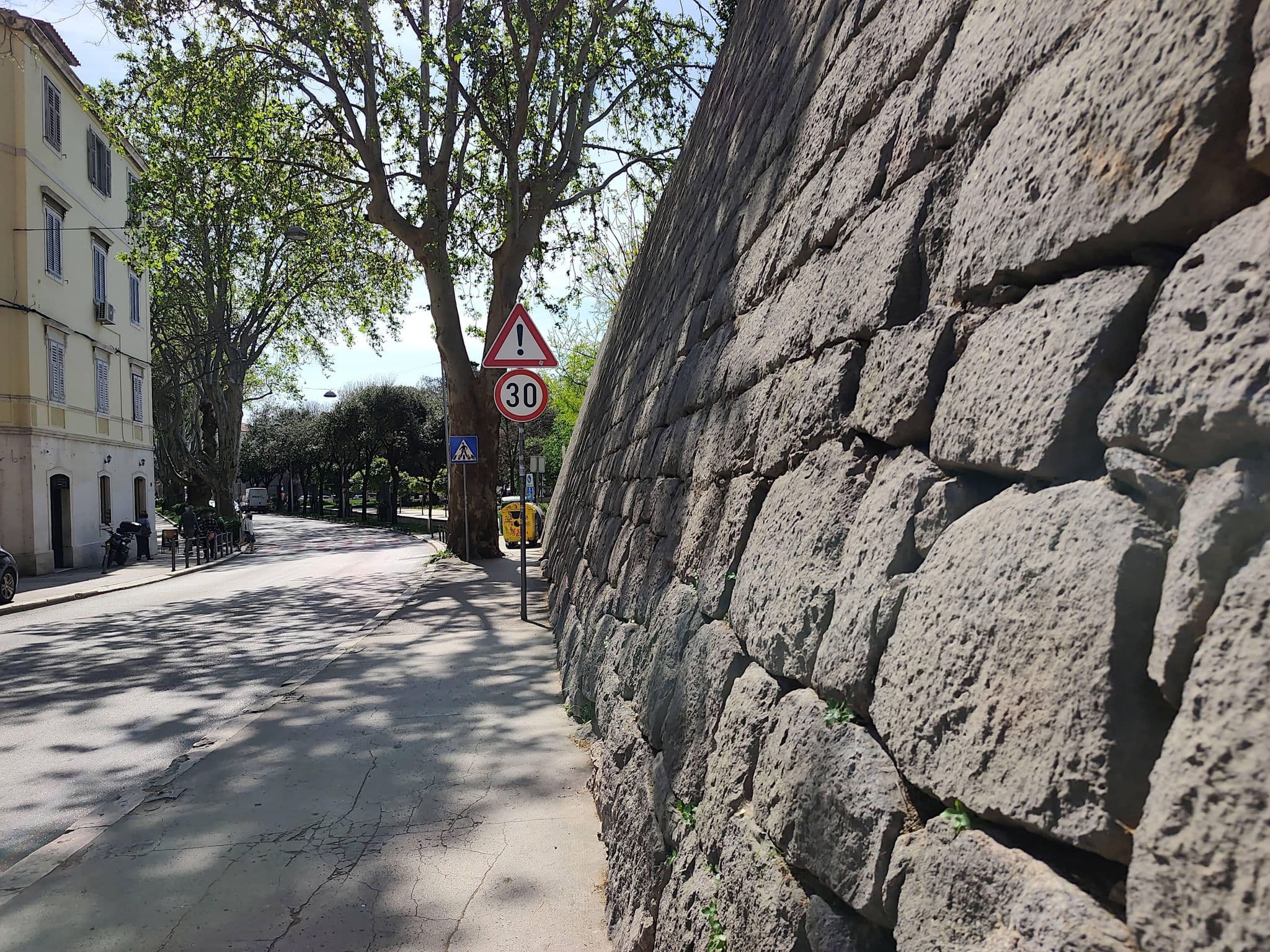 Street view near Hurricane hostel, Split — © Duro (CC BY-SA · Mapillary)