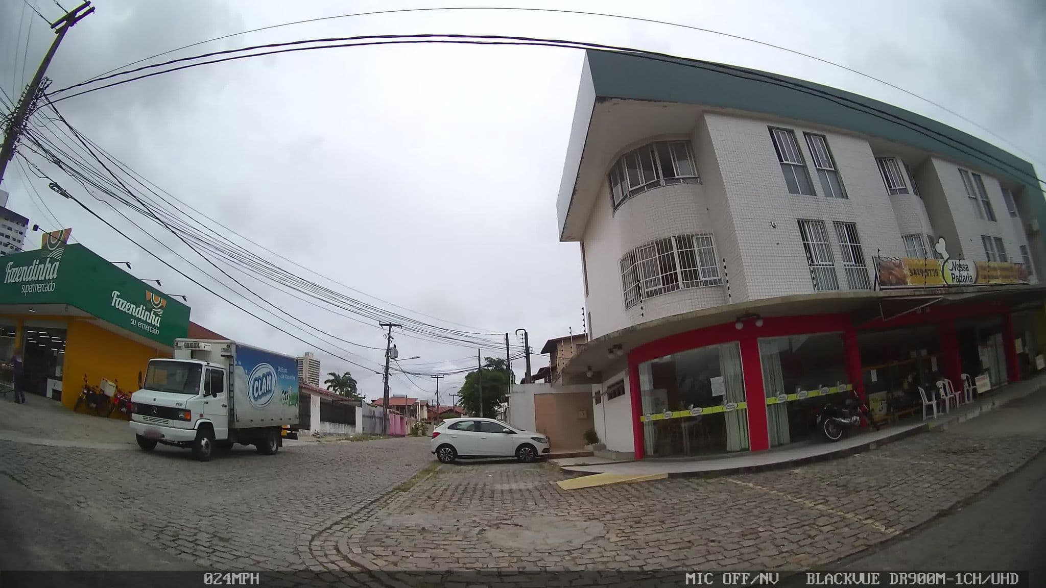 Street view near Biomb Palace Resort Natal, Natal — © kaart_4 (CC BY-SA · Mapillary)