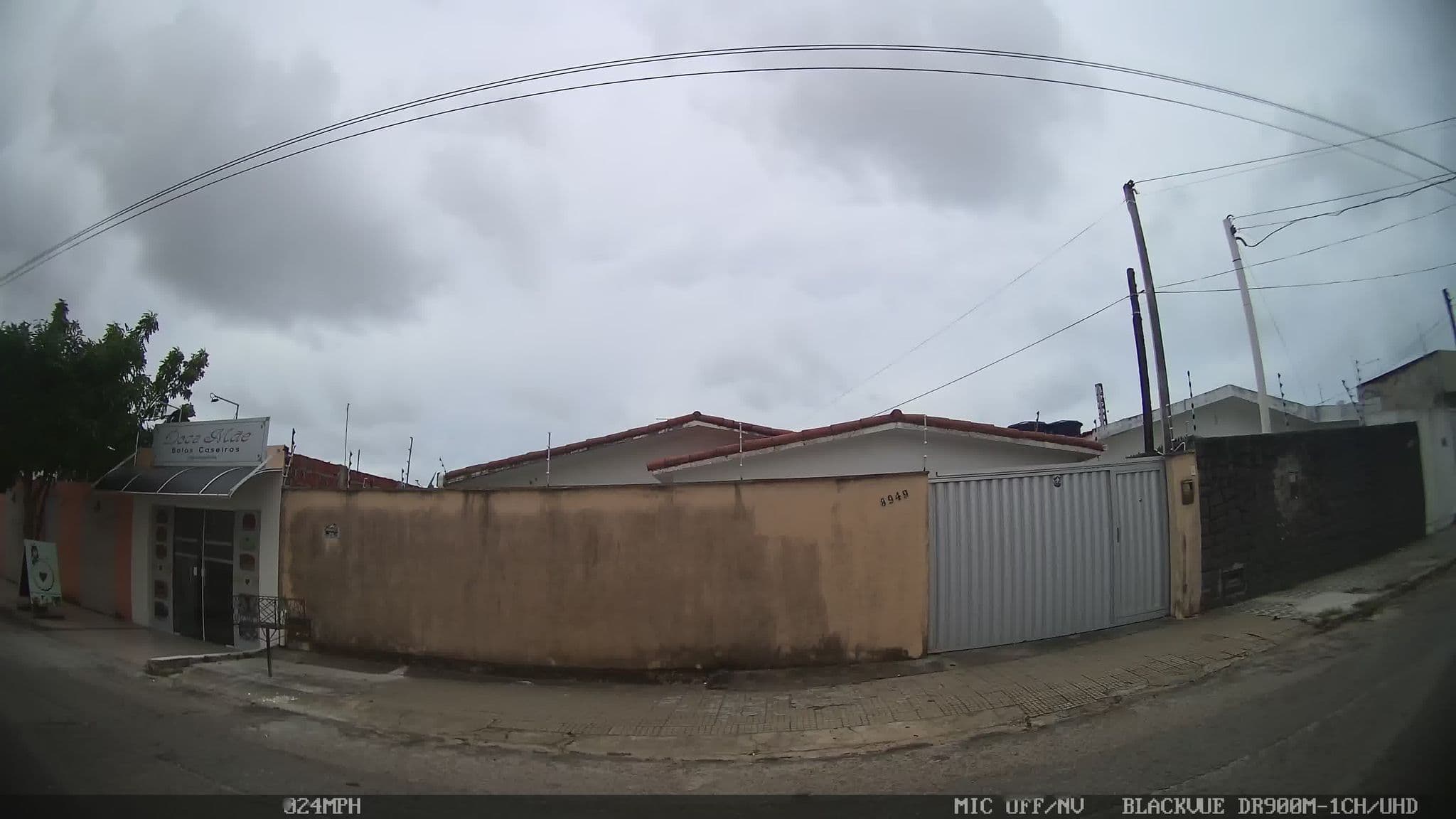 Street view near Hostel Toca da Maya, Natal — © kaart_4 (CC BY-SA · Mapillary)