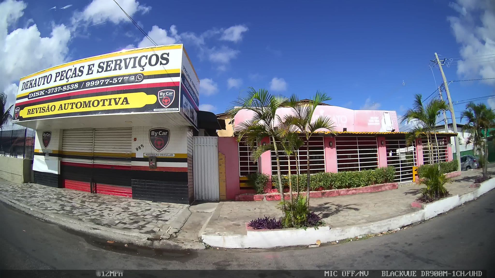 Street view near Pousada Chateu Dumont, Parnamirim — © kaart_4 (CC BY-SA · Mapillary)