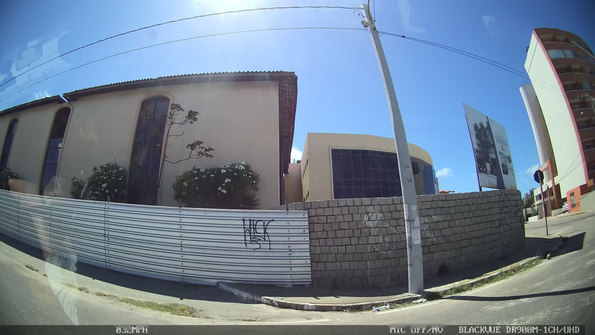 Street view near Residence Praia Hotel, Natal — © kaart_4 (CC BY-SA · Mapillary)