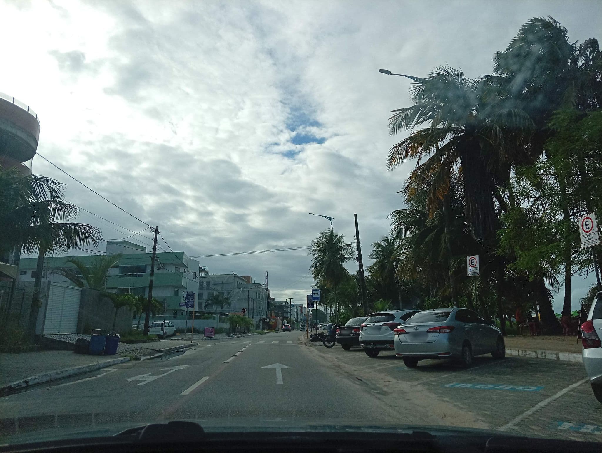 Street view near Pousada Espaço Luz Do Sol, João Pessoa — © raphaelmirc (CC BY-SA · Mapillary)