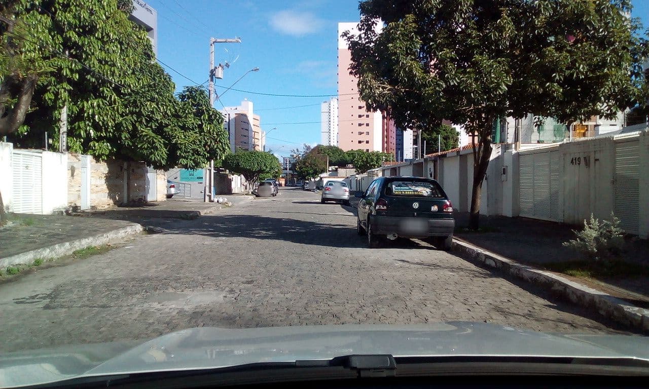 Street view near Manaíra Beach Flat, João Pessoa — © fredporto (CC BY-SA · Mapillary)