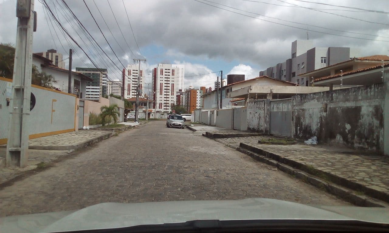 Street view near Pousada Vento Norte, João Pessoa — © fredporto (CC BY-SA · Mapillary)