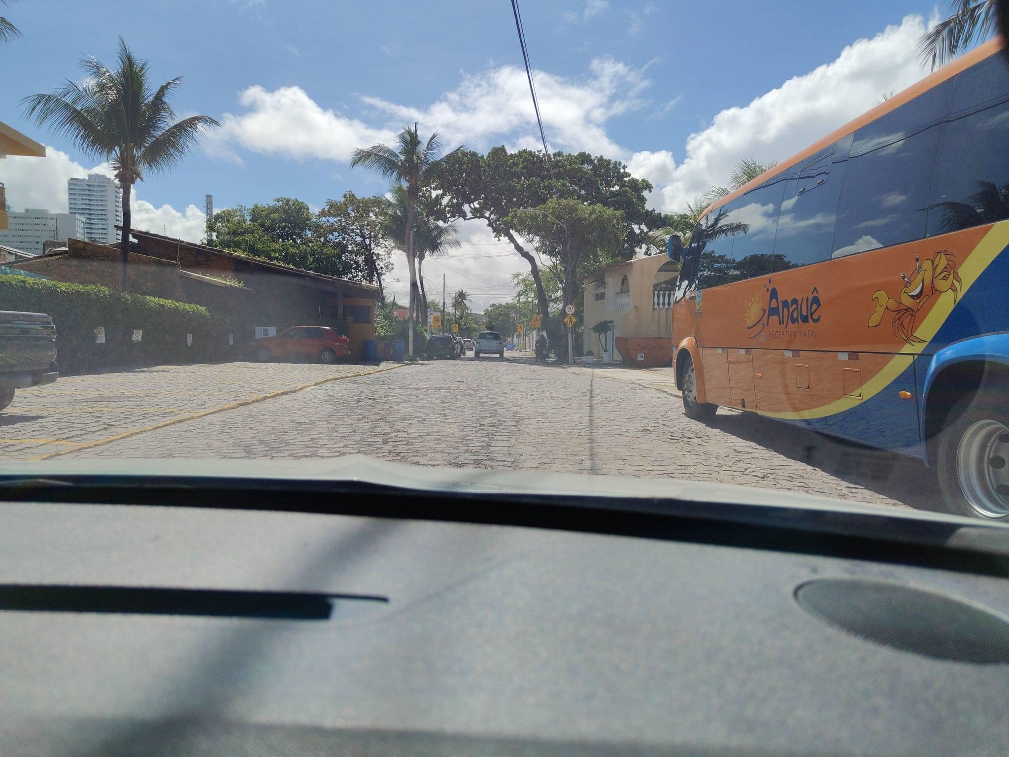Street view near Recepção Pizzato Praia Hotel Natal, Natal — © fredporto (CC BY-SA · Mapillary)