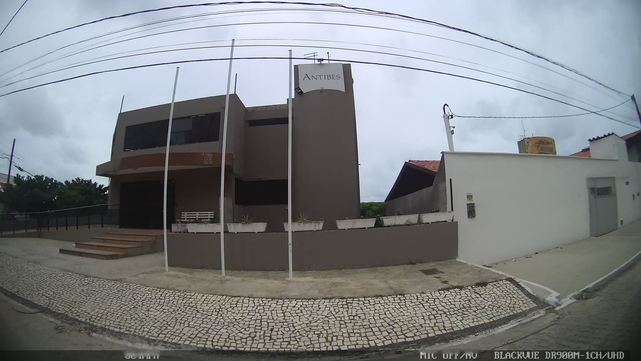 Street view near Pousada Mar e Brisa, Natal — © kaart_4 (CC BY-SA · Mapillary)