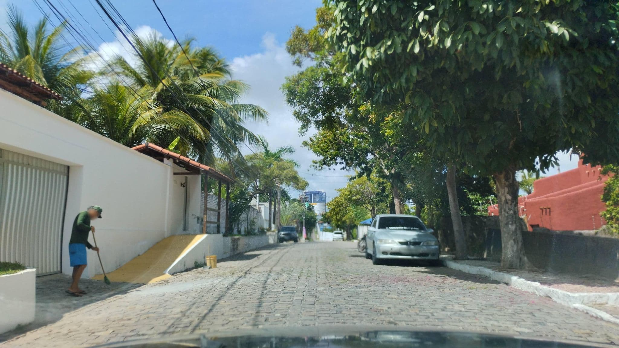 Street view near Pousada Estacao do Sol, Natal — © Kaart_Local (CC BY-SA · Mapillary)