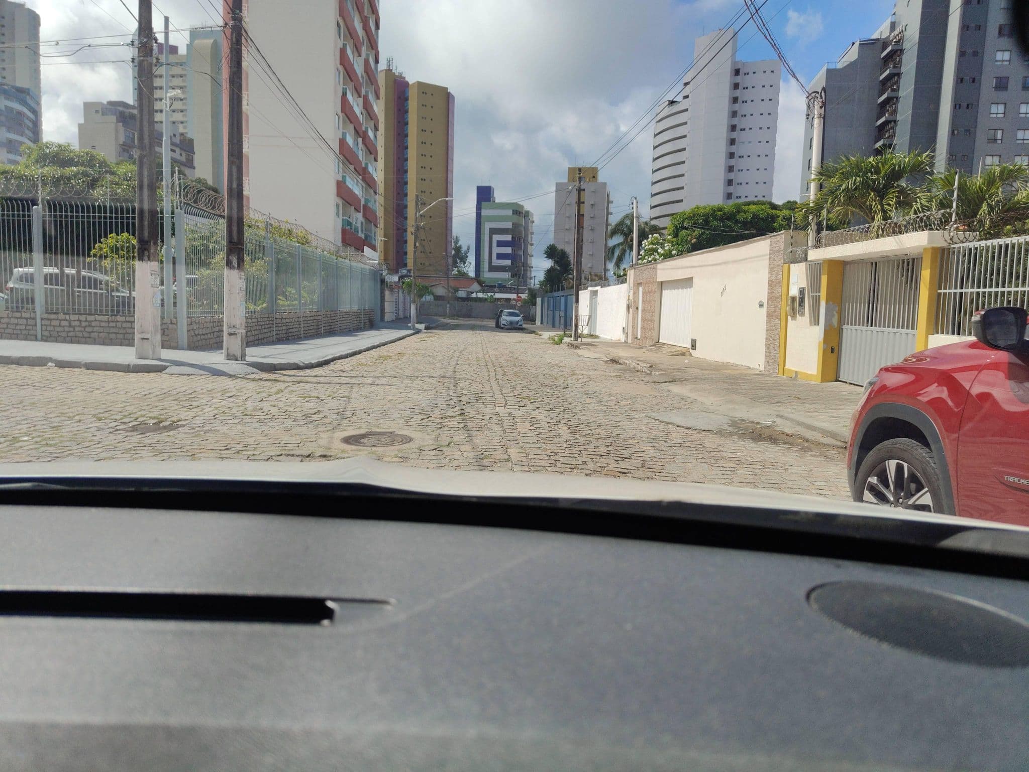 Street view near Agua Azul Residencia, Natal — © fredporto (CC BY-SA · Mapillary)