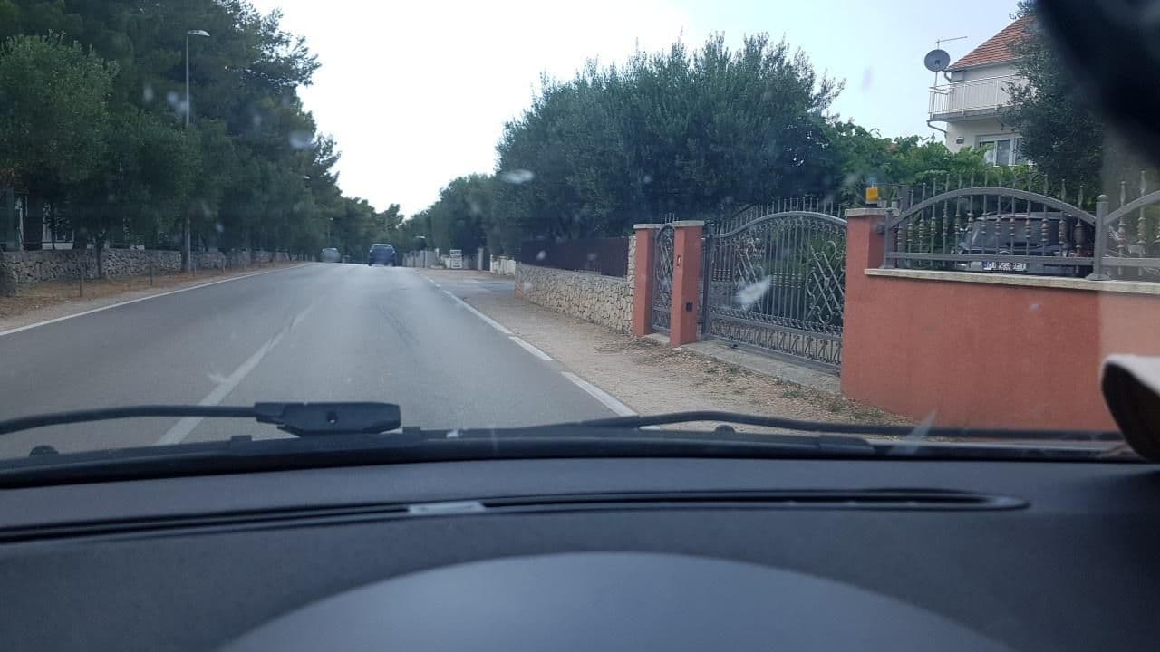 Street view near Mani, Vodice — © mik007 (CC BY-SA · Mapillary)