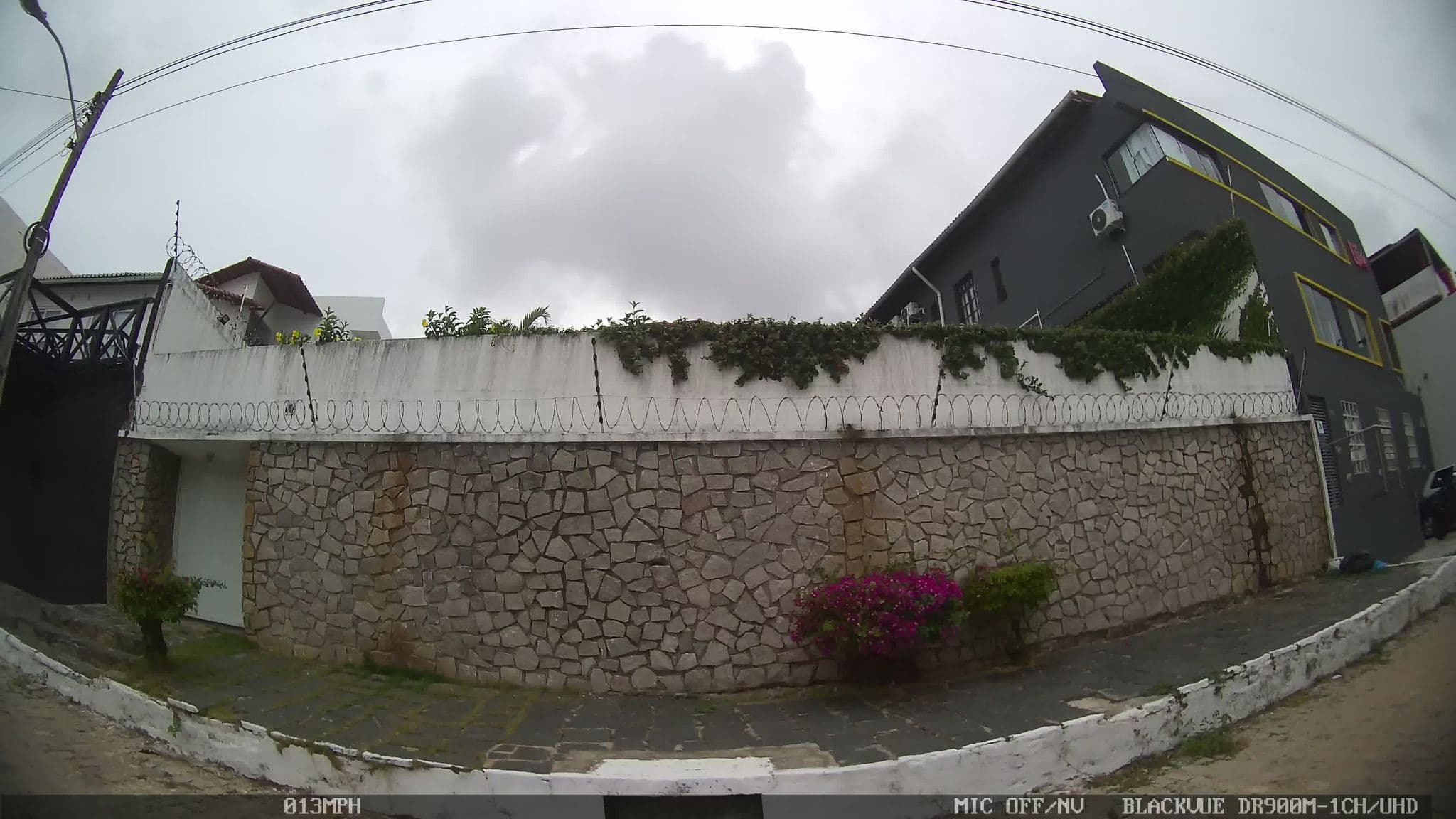 Street view near Hotel Praia Ponta Negra, Natal — © kaart_4 (CC BY-SA · Mapillary)
