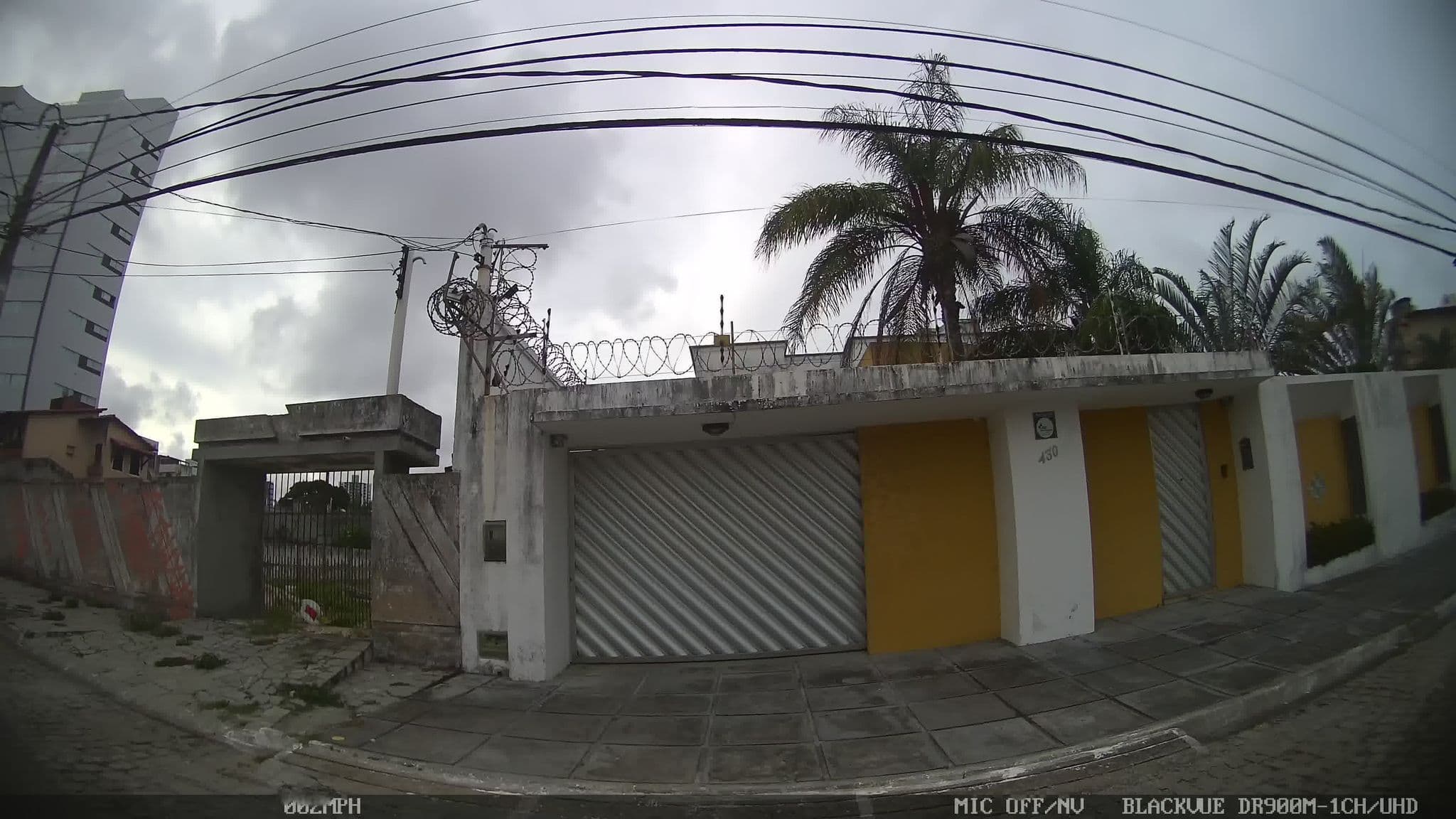 Street view near Pousada dos Amigos, Parnamirim — © kaart_4 (CC BY-SA · Mapillary)