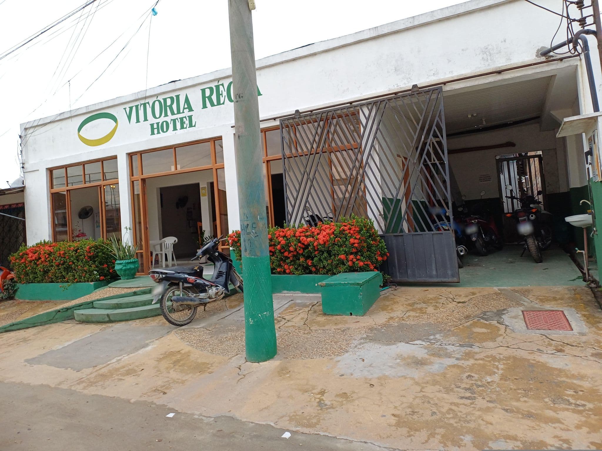 Street view near Hotel Vitoria Regia, Tabatinga — © matheus092 (CC BY-SA · Mapillary)