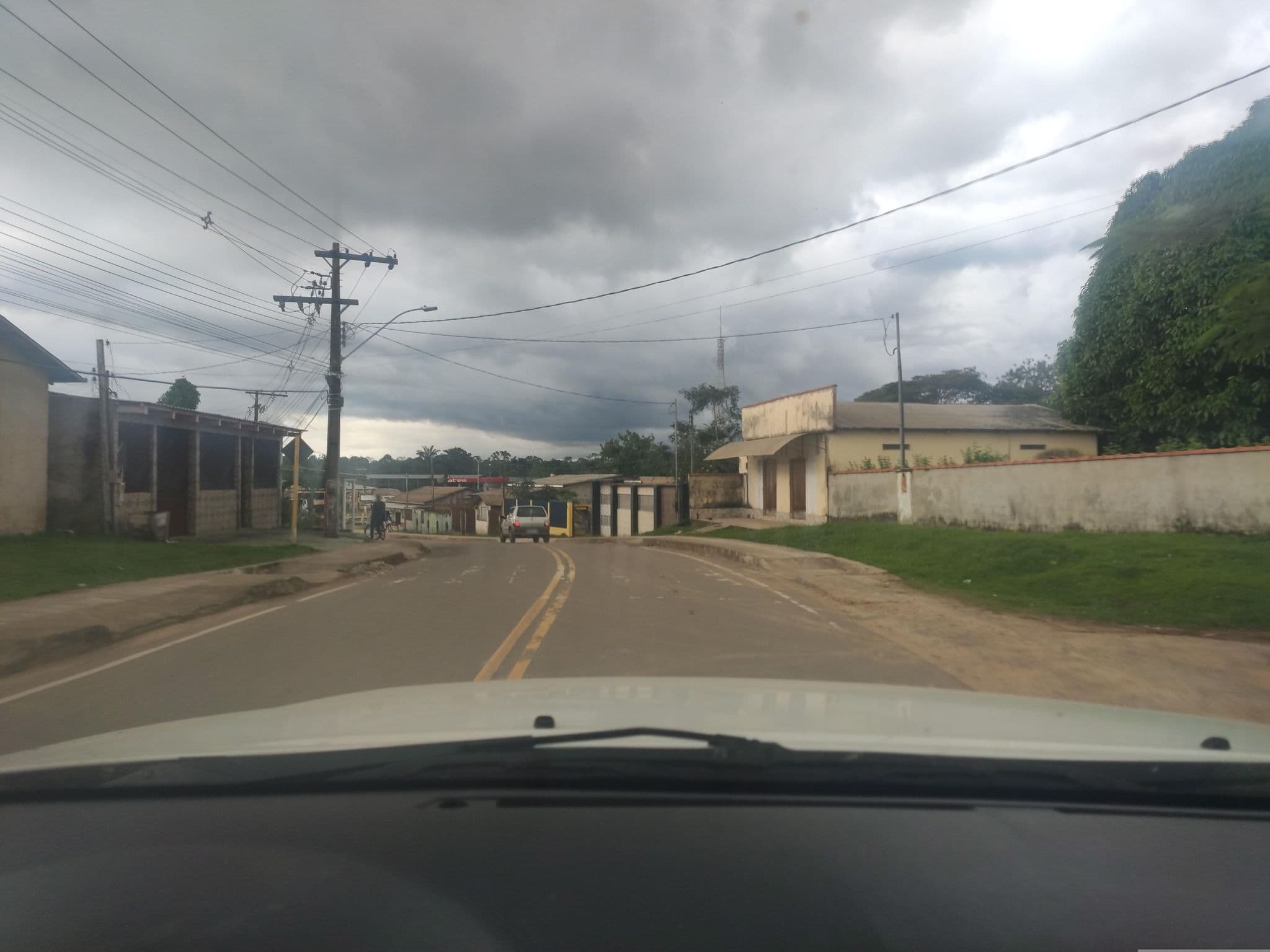 Street view near Hotel e Restaurante Açaí, Feijó — © jctubeacre (CC BY-SA · Mapillary)